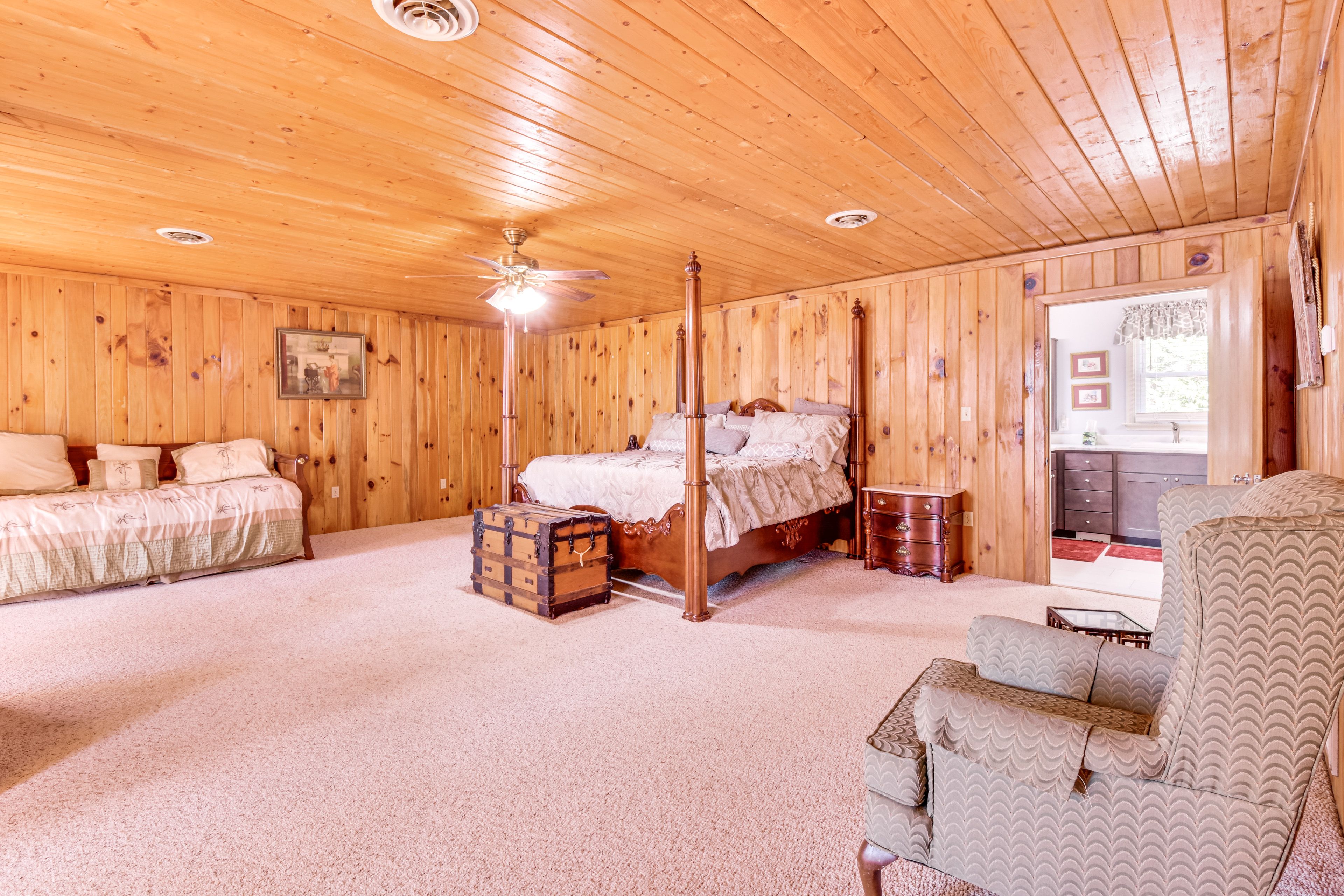 Bedroom 1 | King Bed | Twin Daybed w/ Twin Trundle | Linens Provided | 3rd Floor
