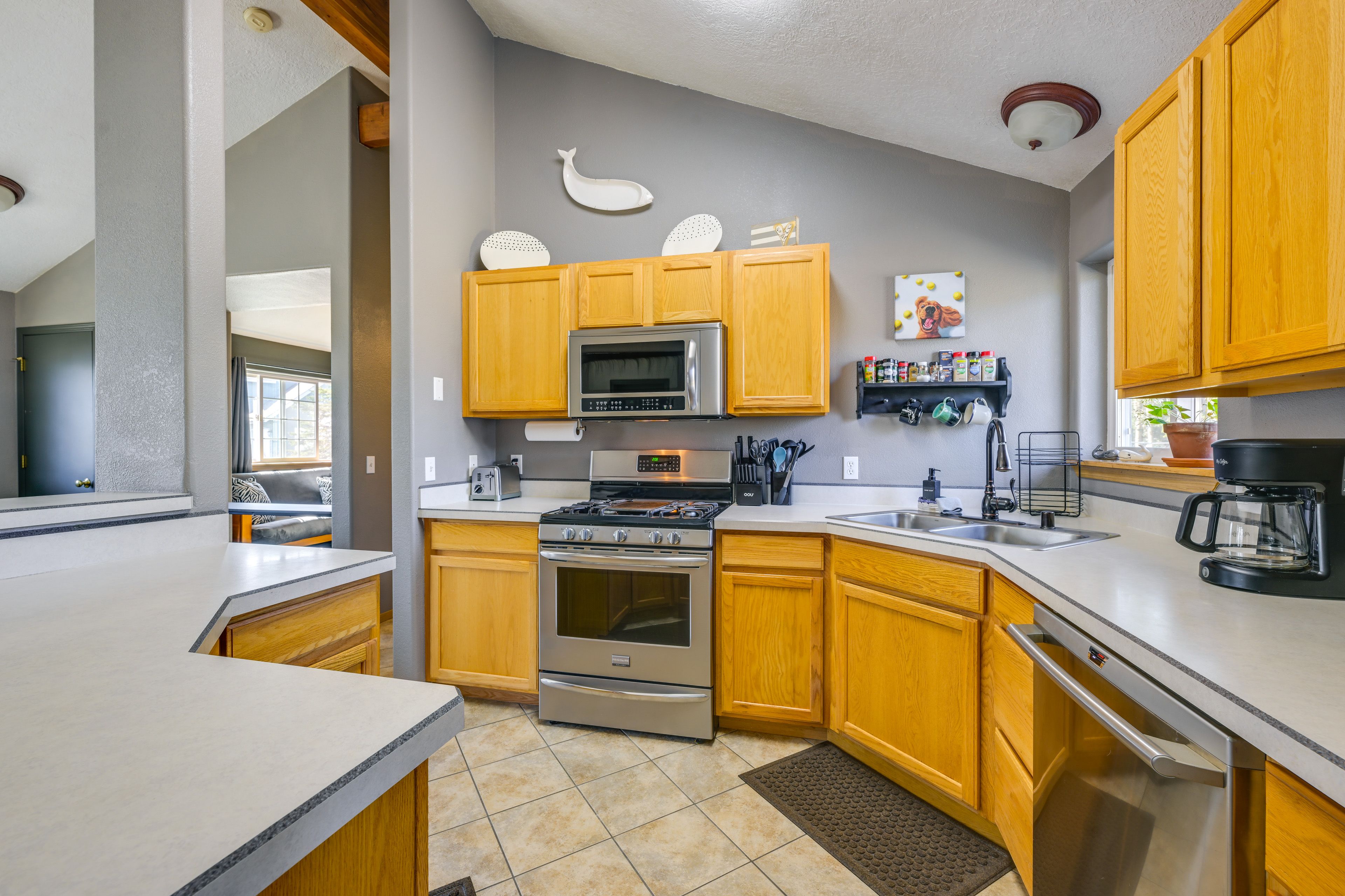Kitchen | Toaster | Knife Set | Blender | Crockpot | Rice Cooker