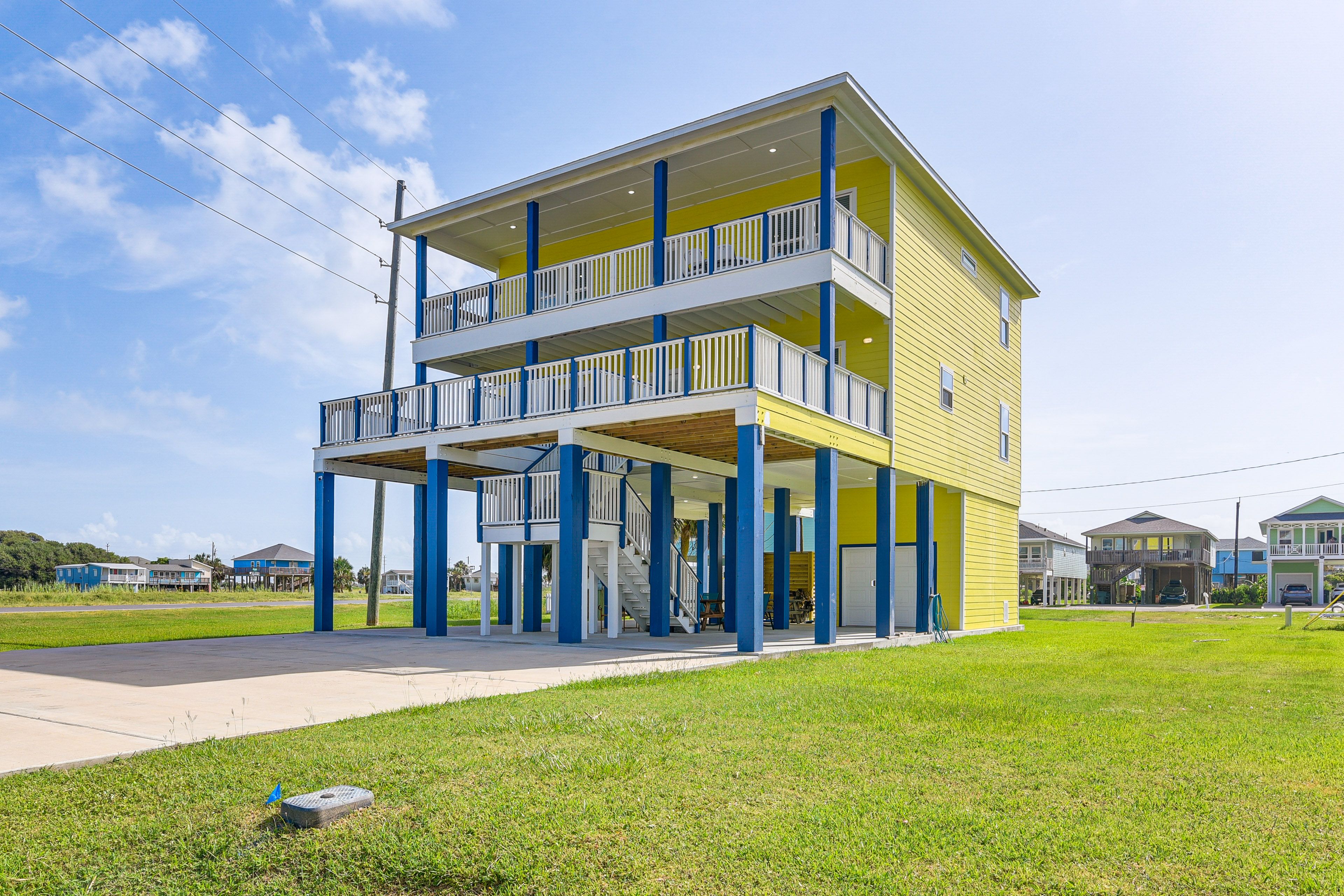 Galveston Vacation Rental | 5BR | 5BA | 2,715 Sq Ft | Stairs Required