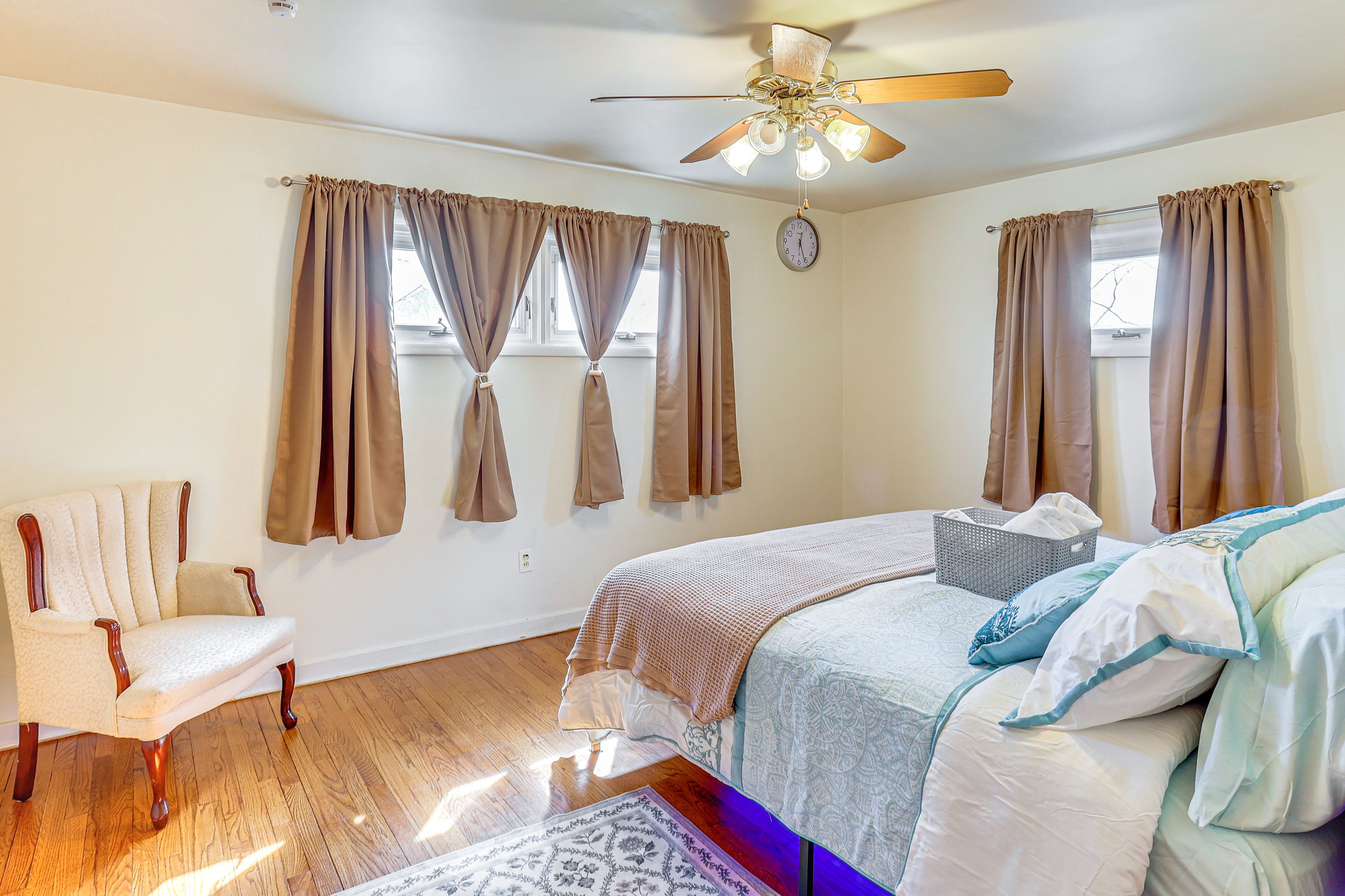 Bedroom 1 | King Bed | 2nd Floor | Linens Provided