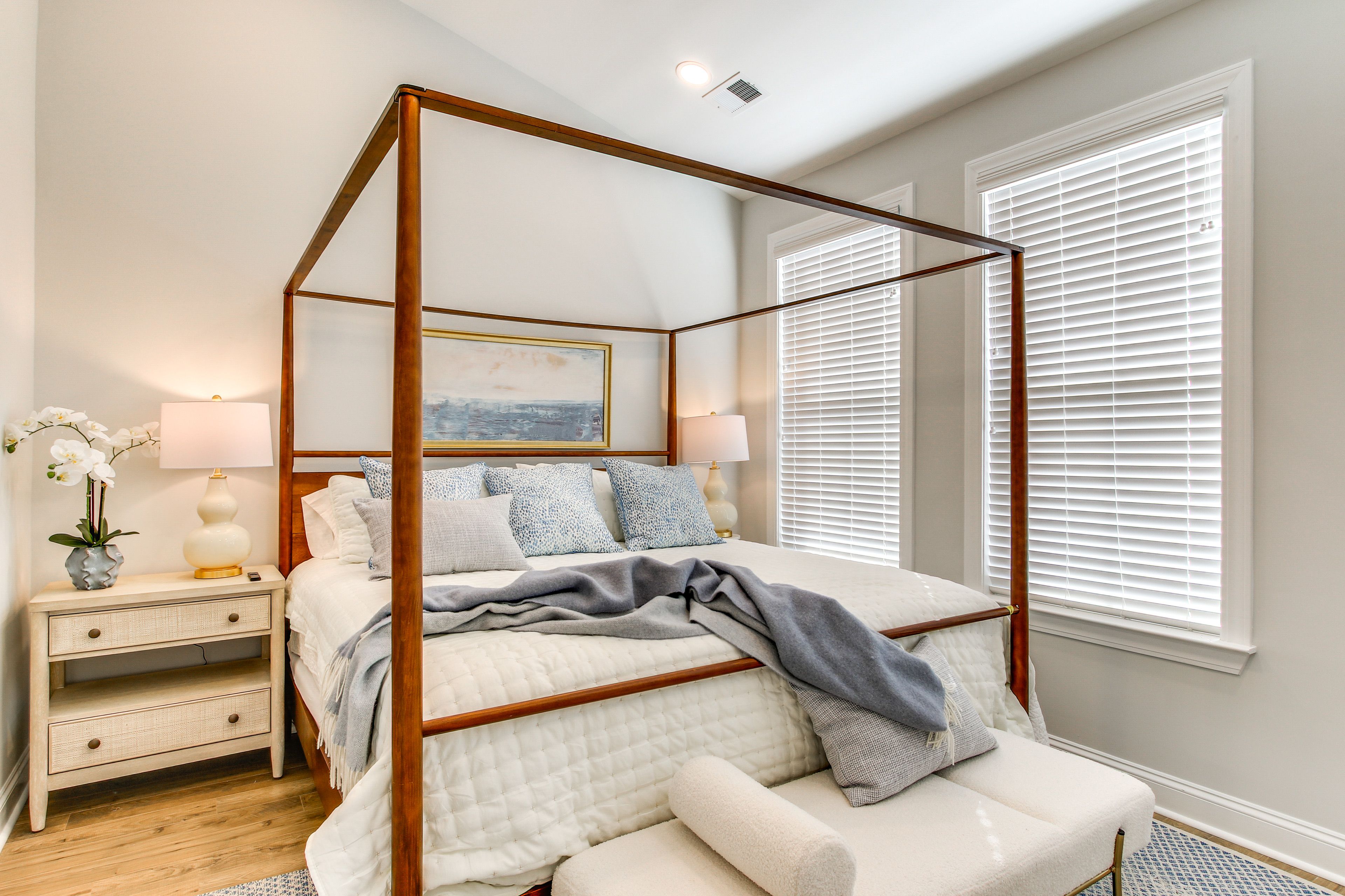 Bedroom 1 | King Bed | 1st Floor | En-Suite Bathroom