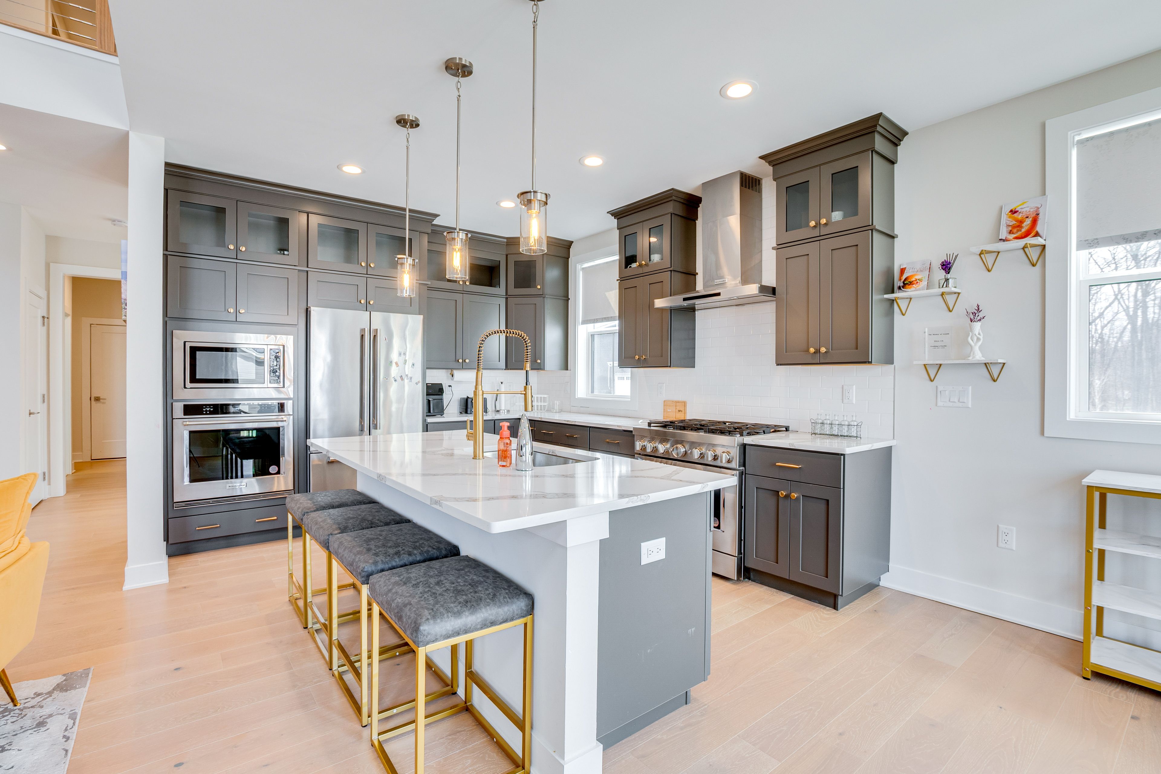 Kitchen | 1st Floor | Cooking Basics | Dishware/Flatware | Microwave | Toaster