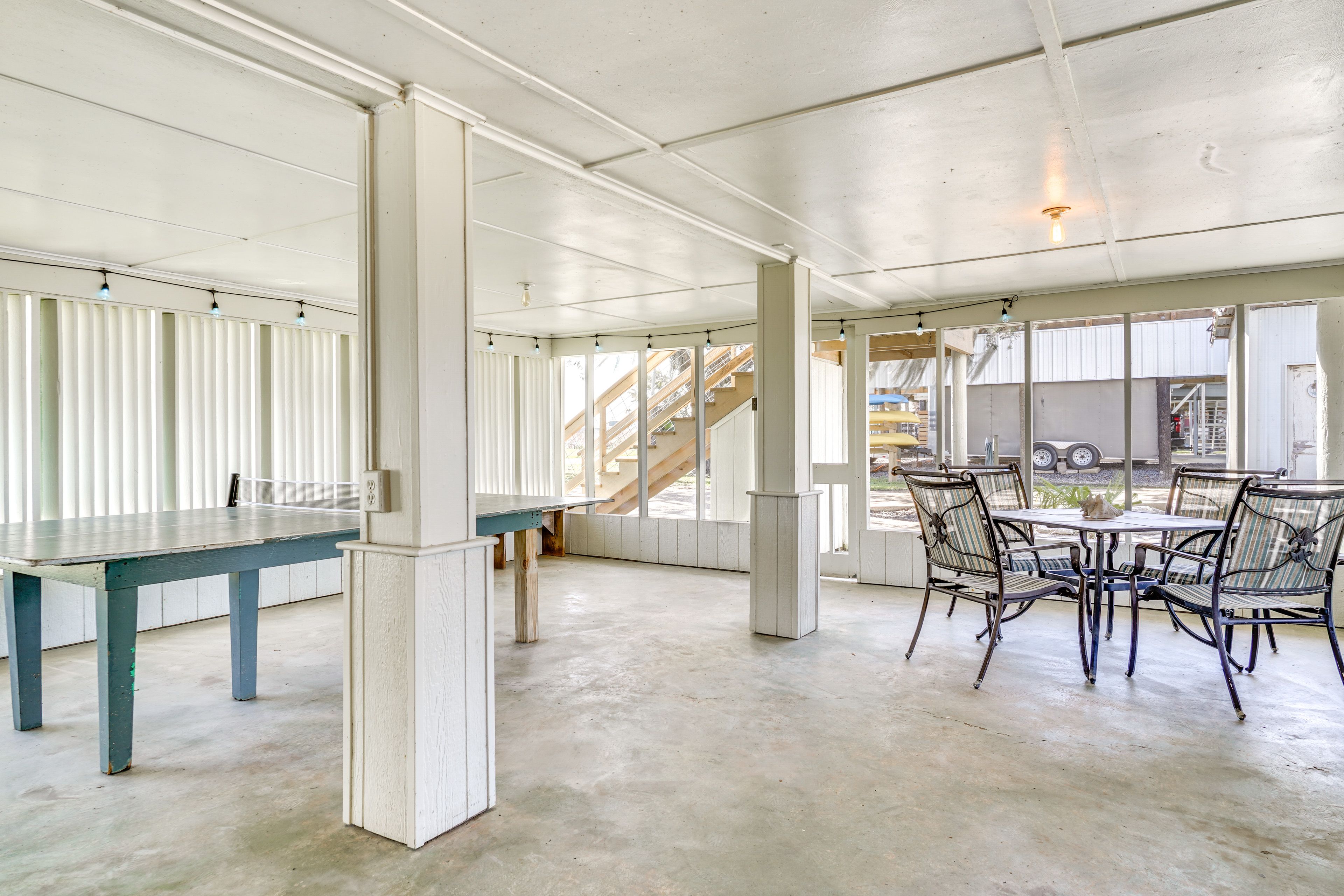 Screened Porch | 1st Floor | Dining Area
