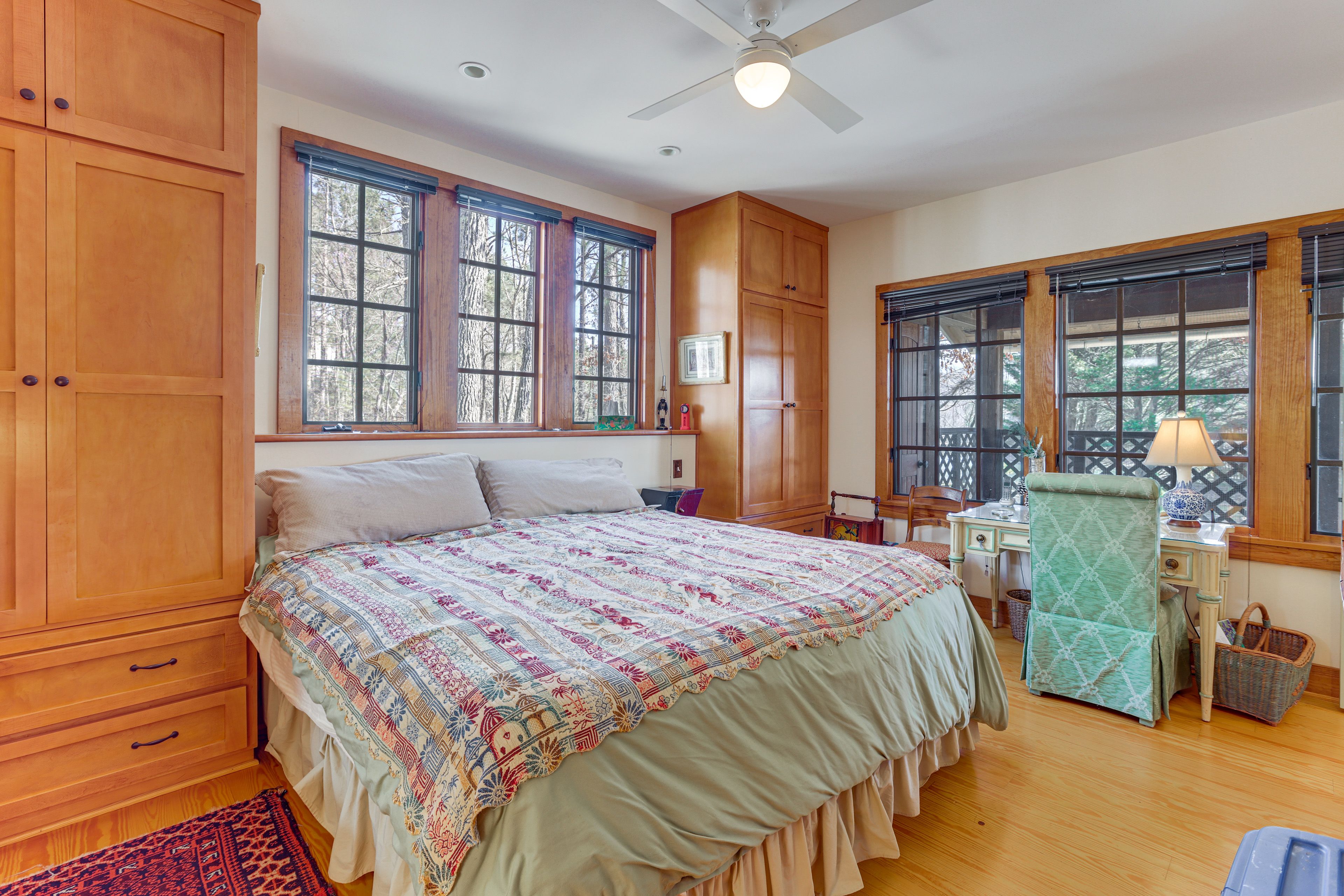 Bedroom 1 | King Bed | Linens Provided