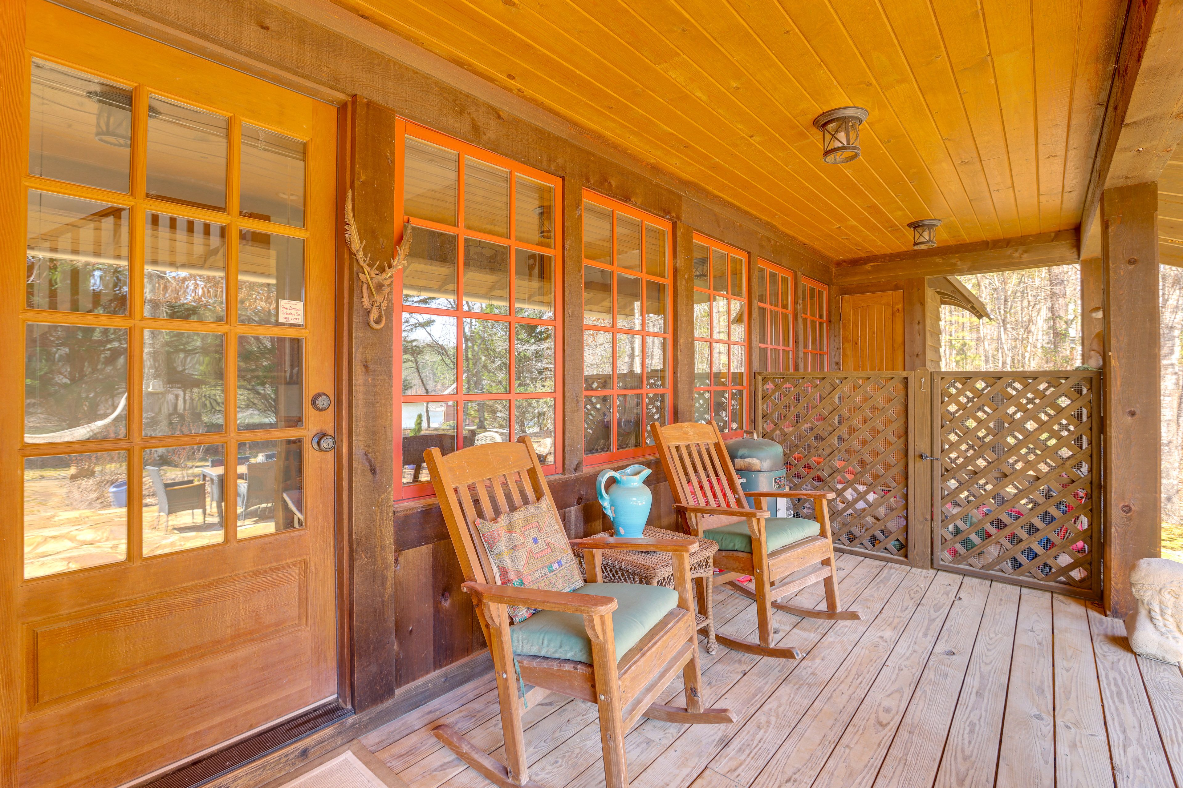 Porch | Gas Grill