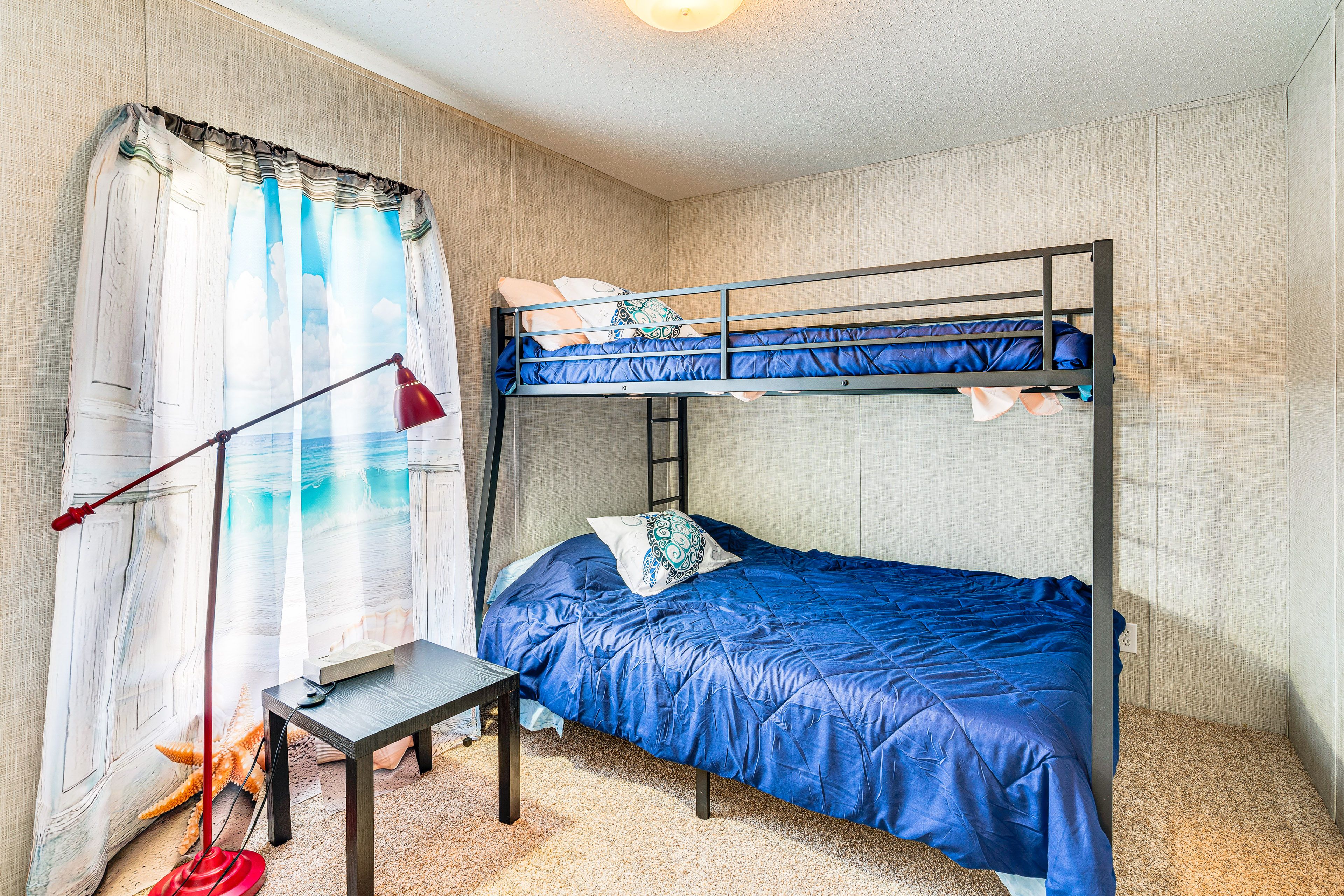 Bedroom 2 | Full/Queen Bunk Bed
