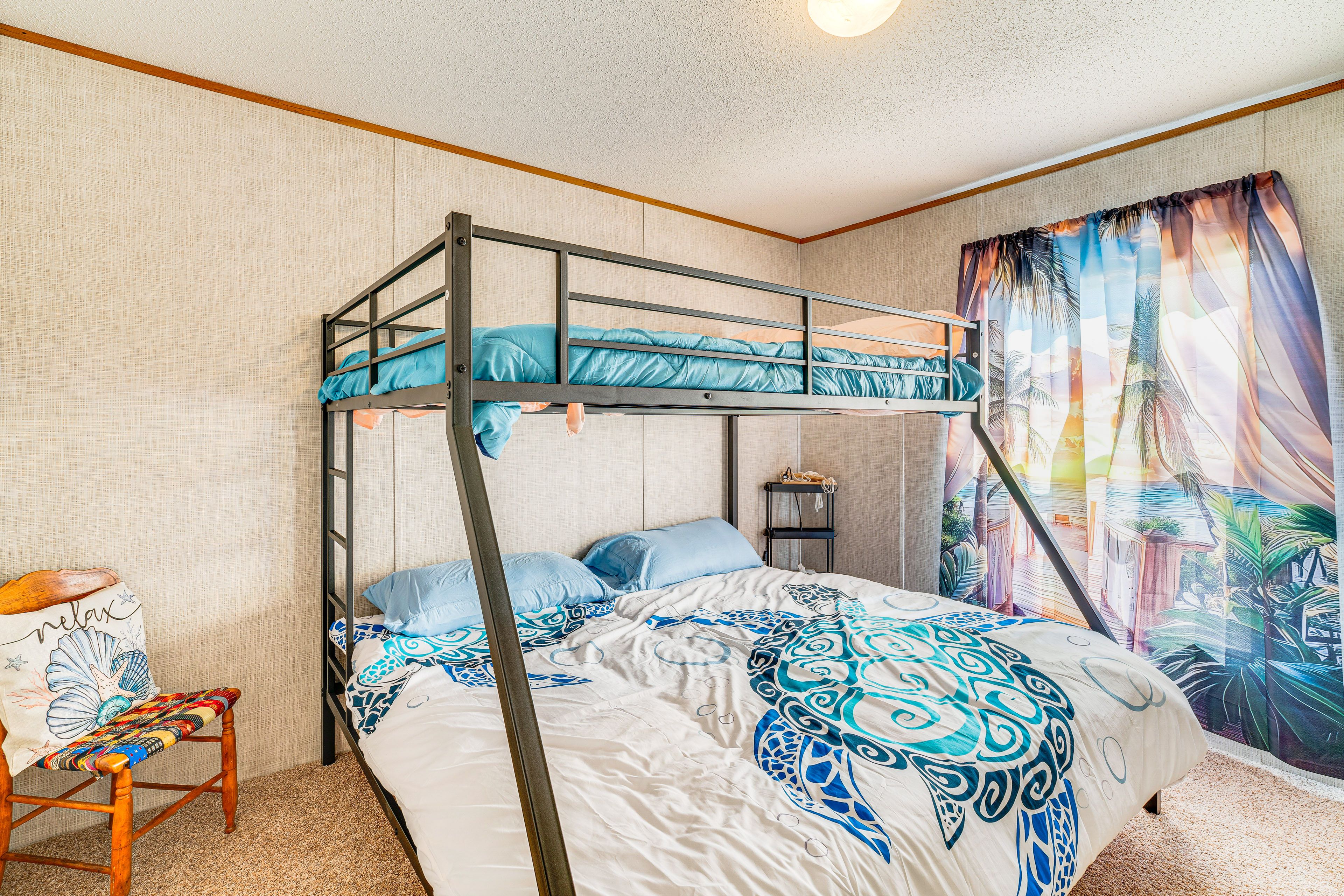 Bedroom 1 | Full/King Bunk Bed | Smart TV