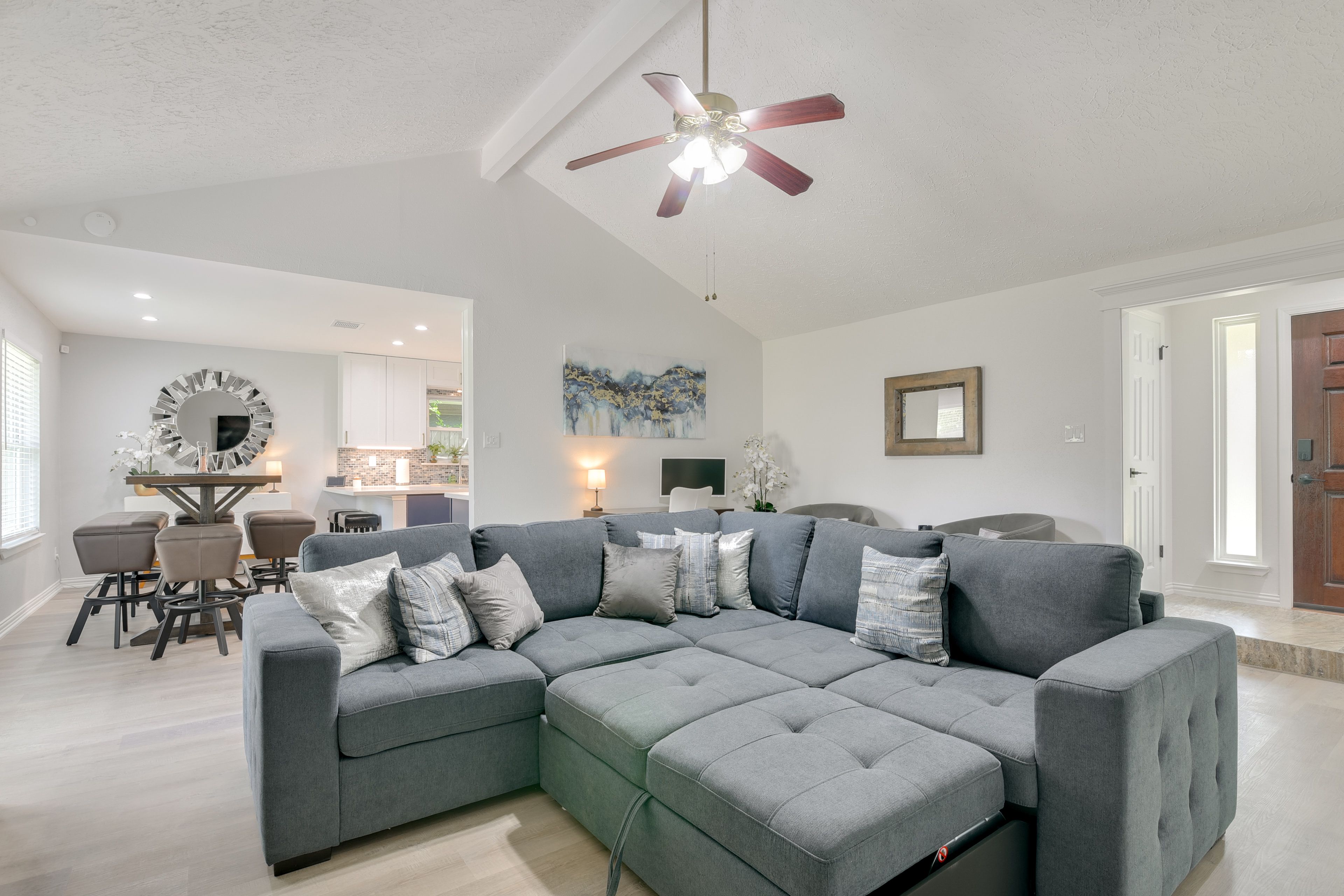 Living Room | Queen Sleeper Sofa | Smart TV | Fireplace