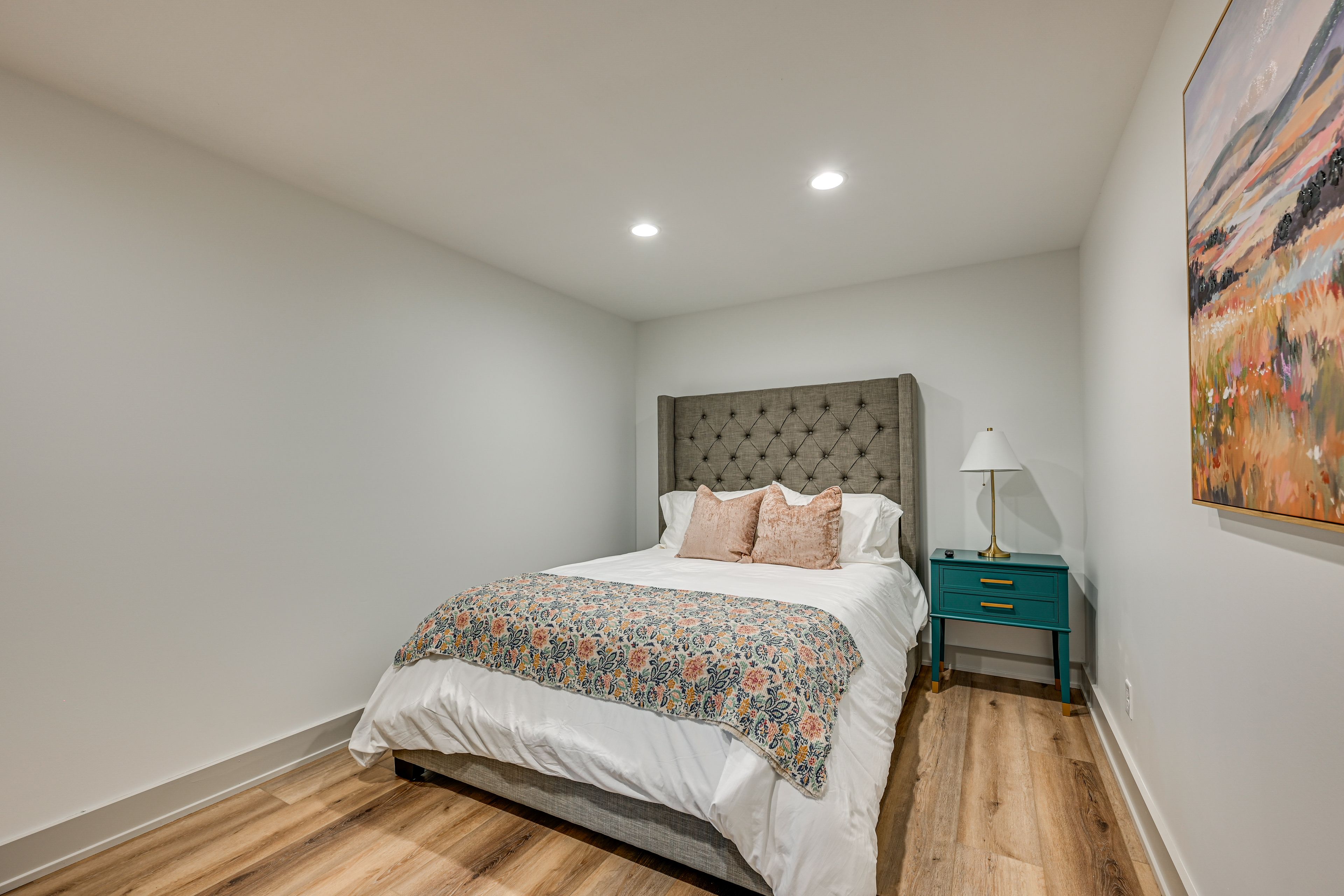 Bedroom 6 | Basement | Queen Bed