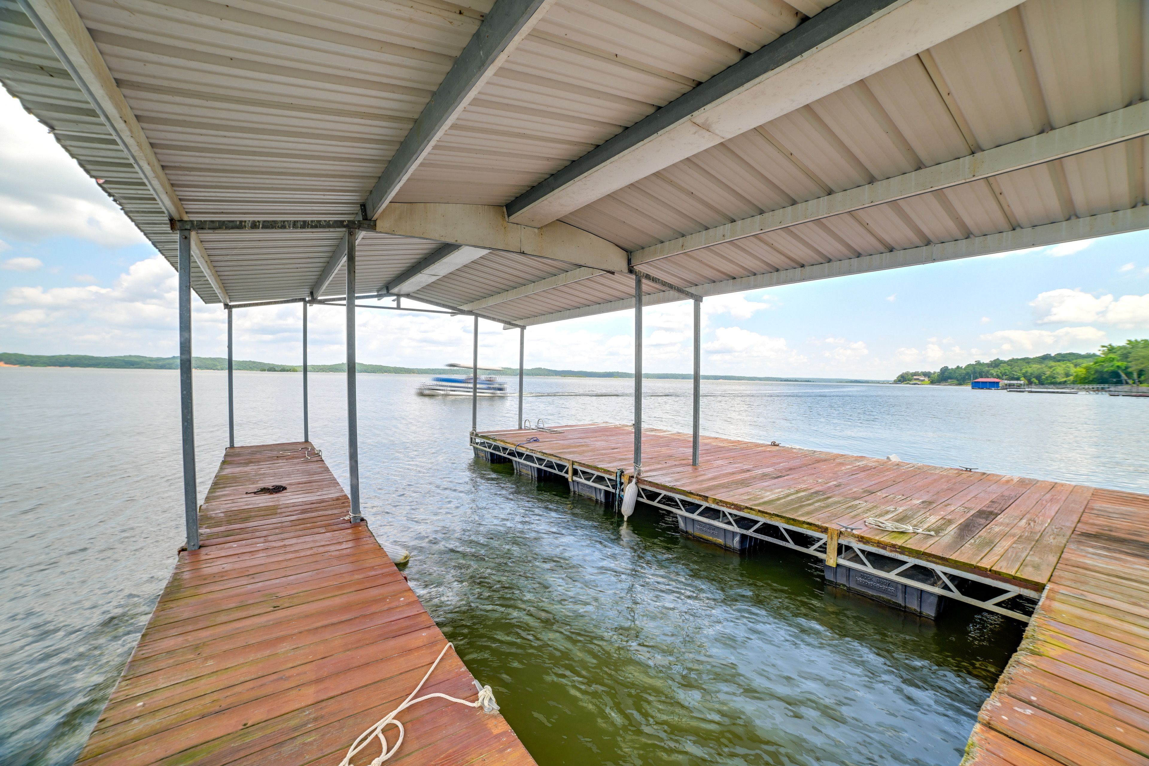 Dock