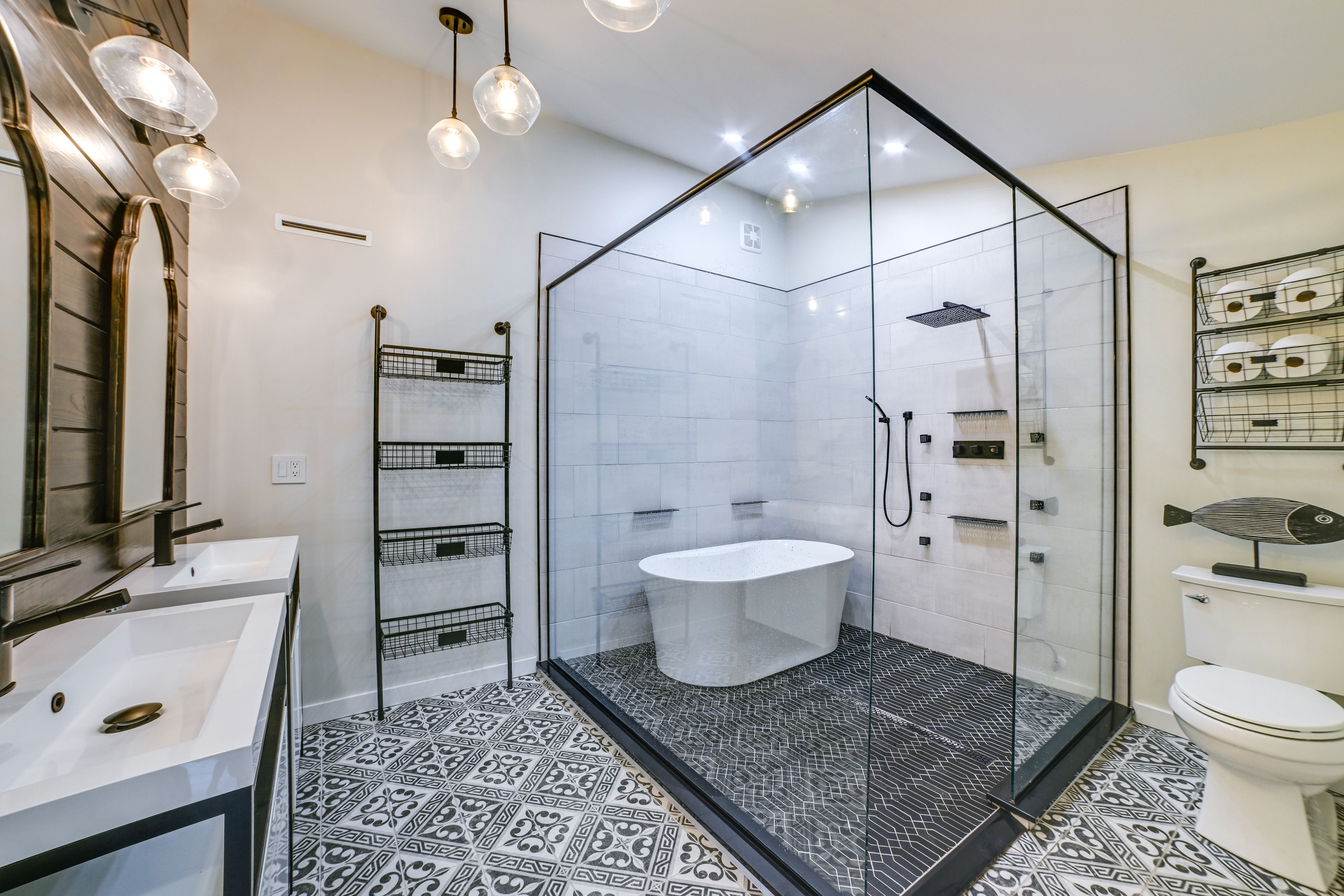 Farmhouse | Bathroom | Towels Provided
