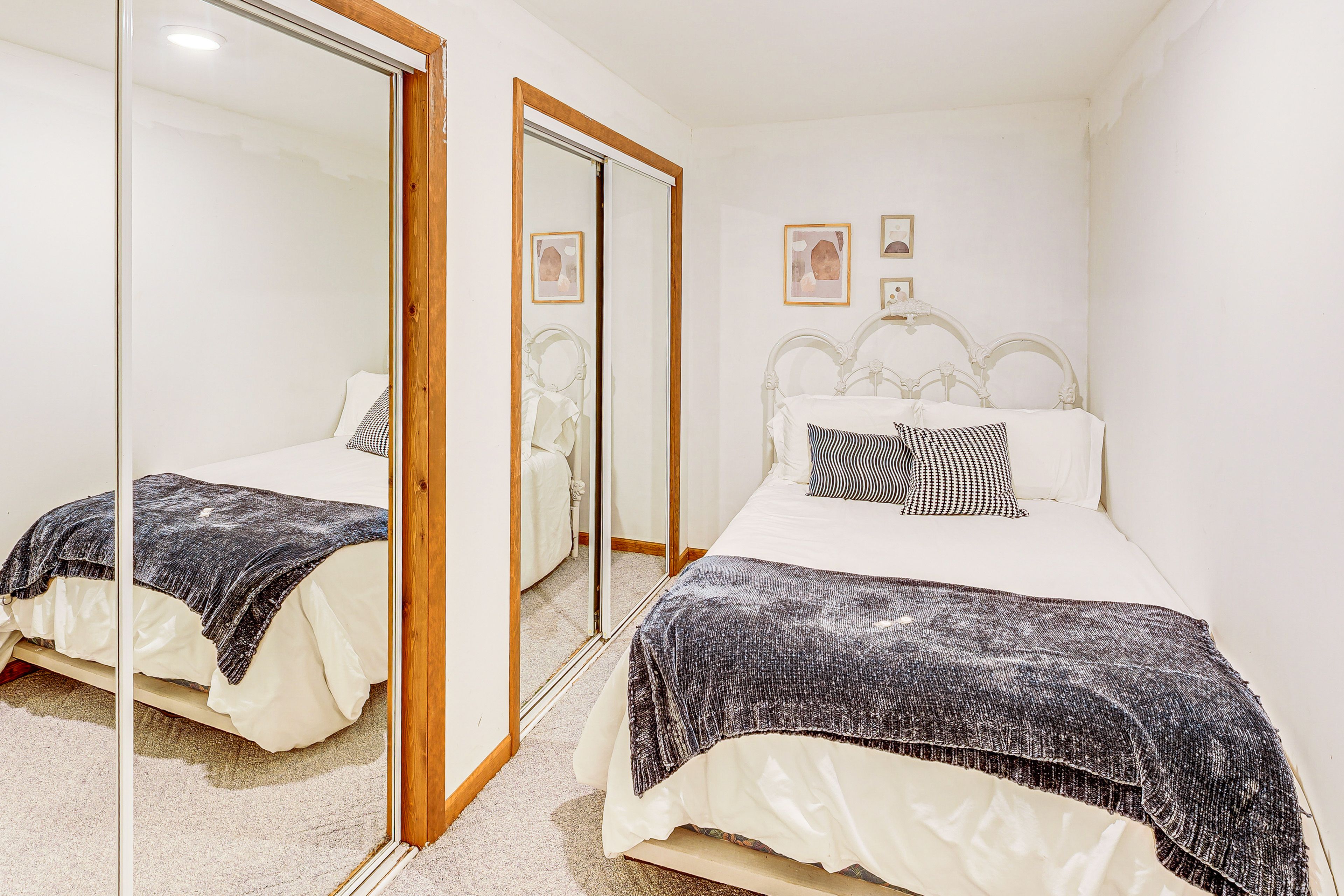 Bonus Room | Full Bed | Basement Level