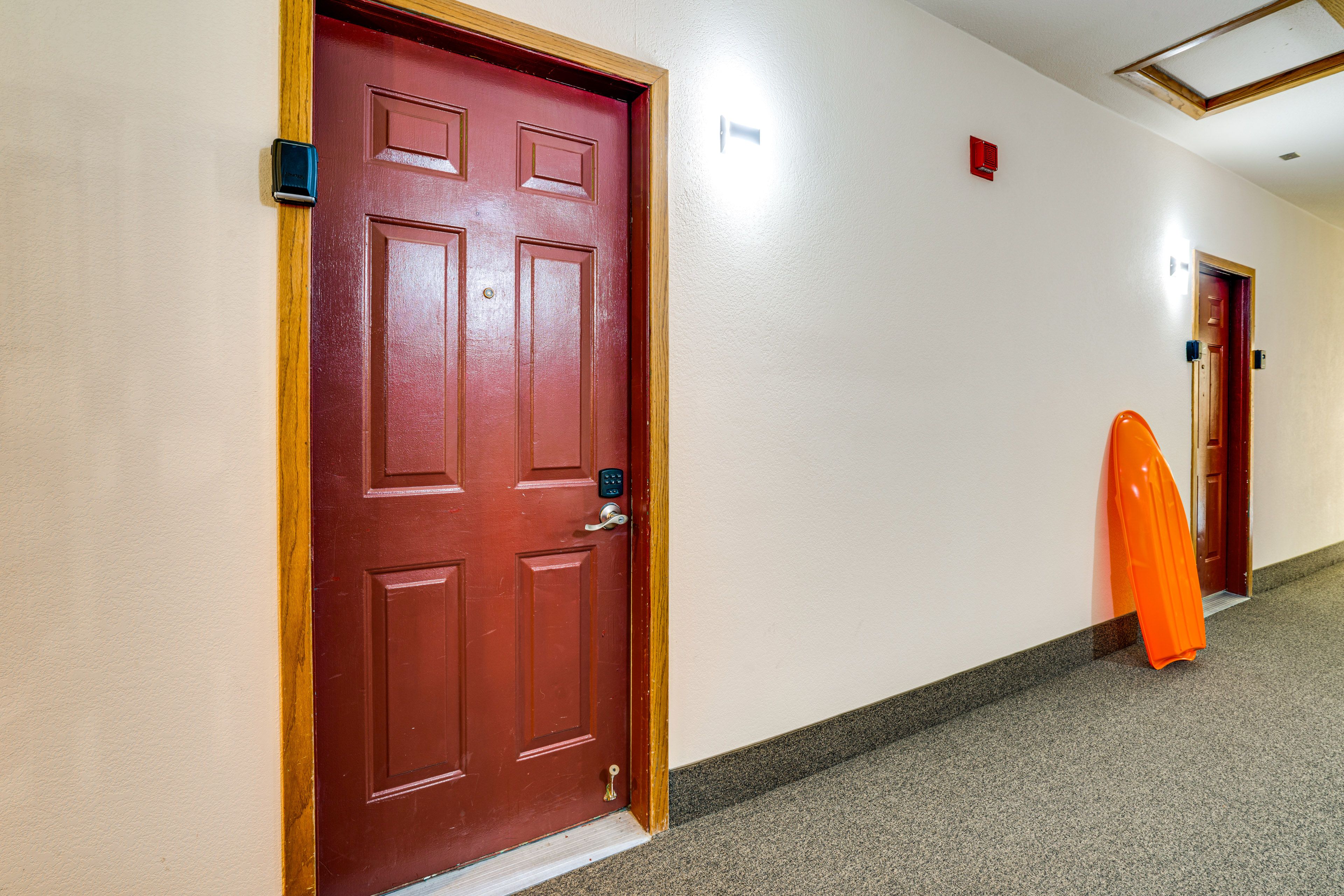 Condo Exterior | Private Entrance