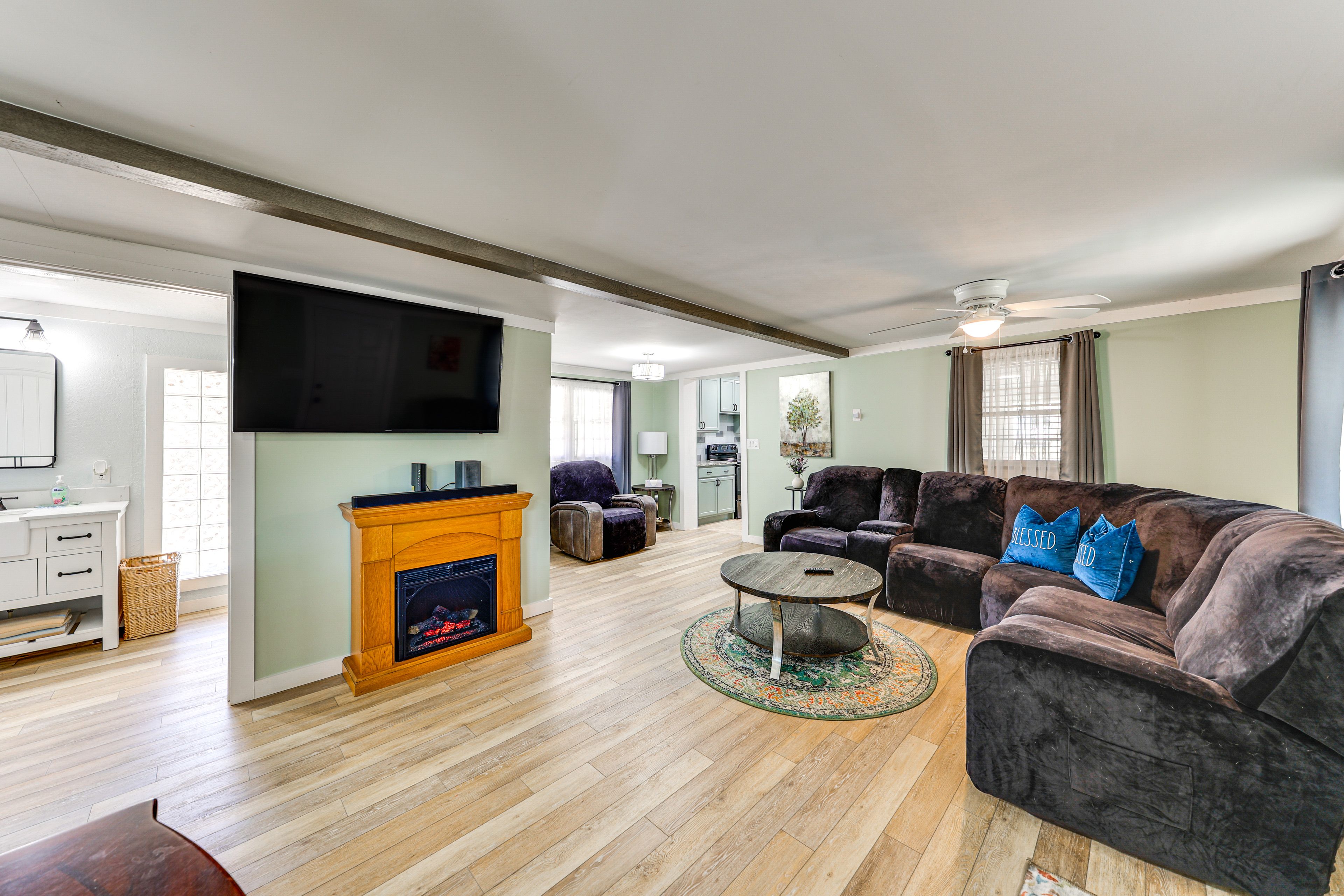 McCormick Vacation Rental | 3BR | 2BA | 1,500 Sq Ft | Stairs Required