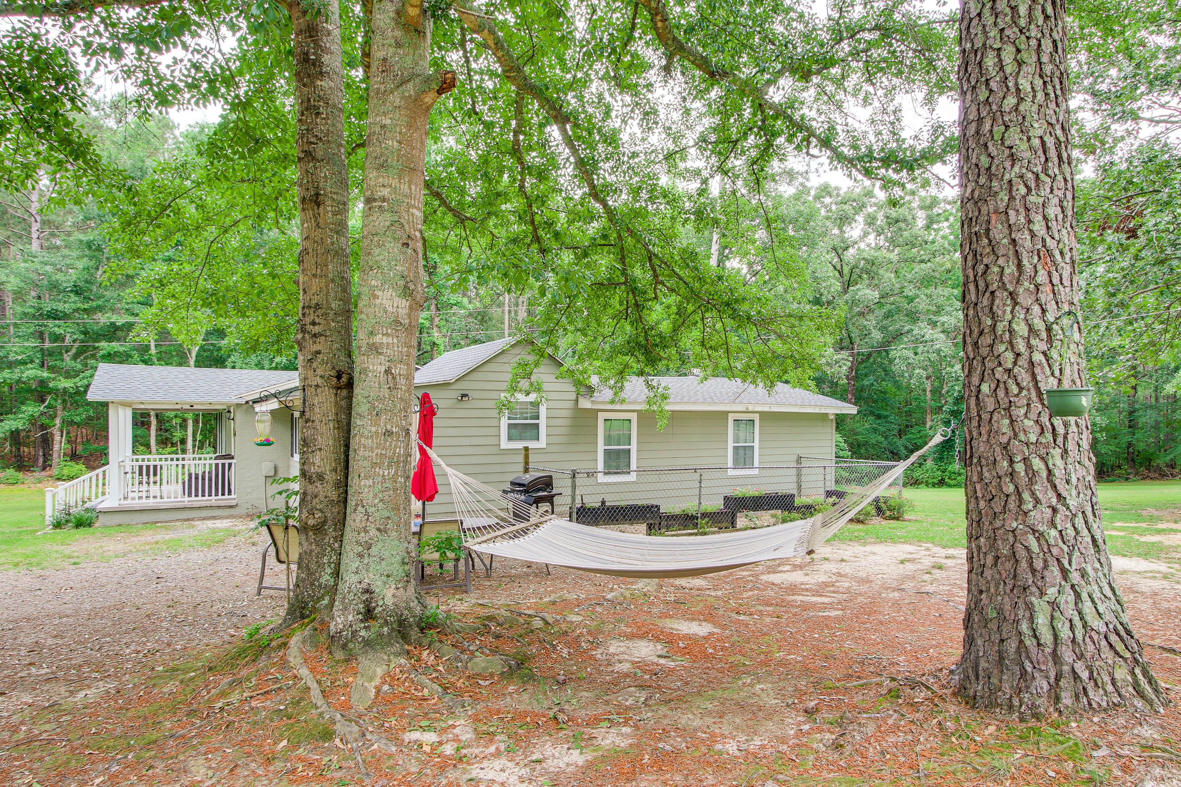 Exterior | Spacious Yard | Hammock | Gas Grill | Outdoor Dining