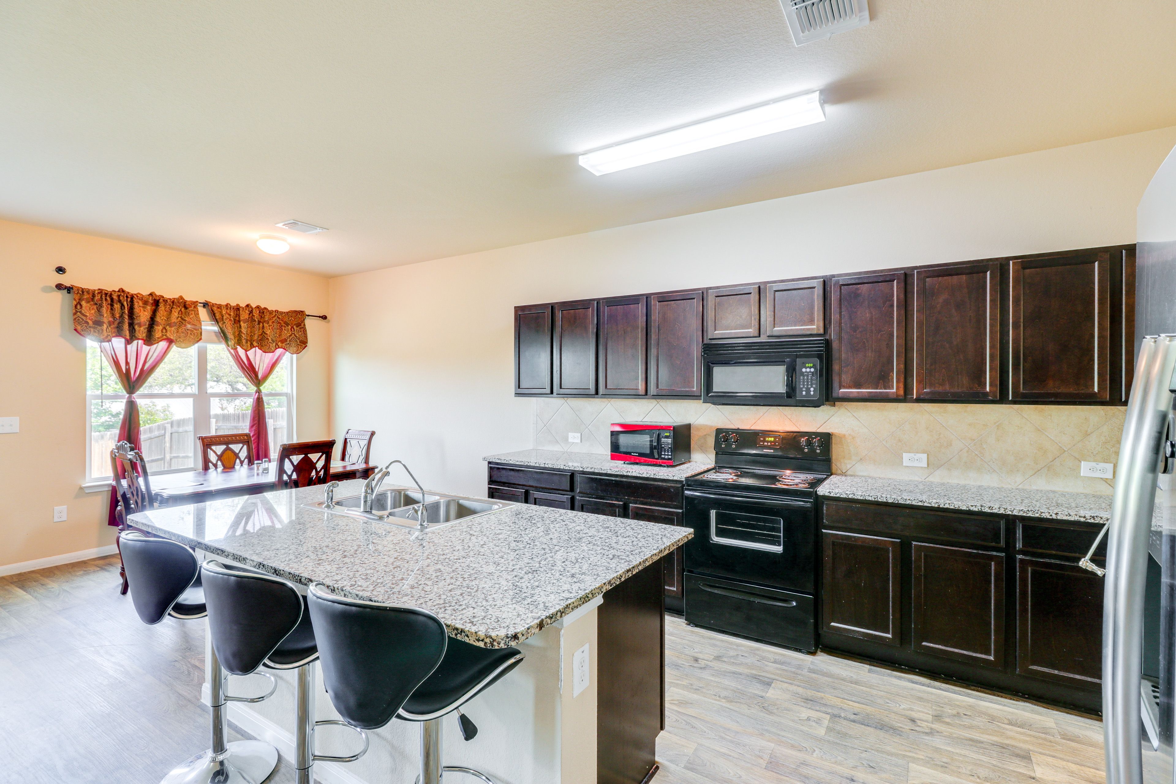 Kitchen | 1st Floor
