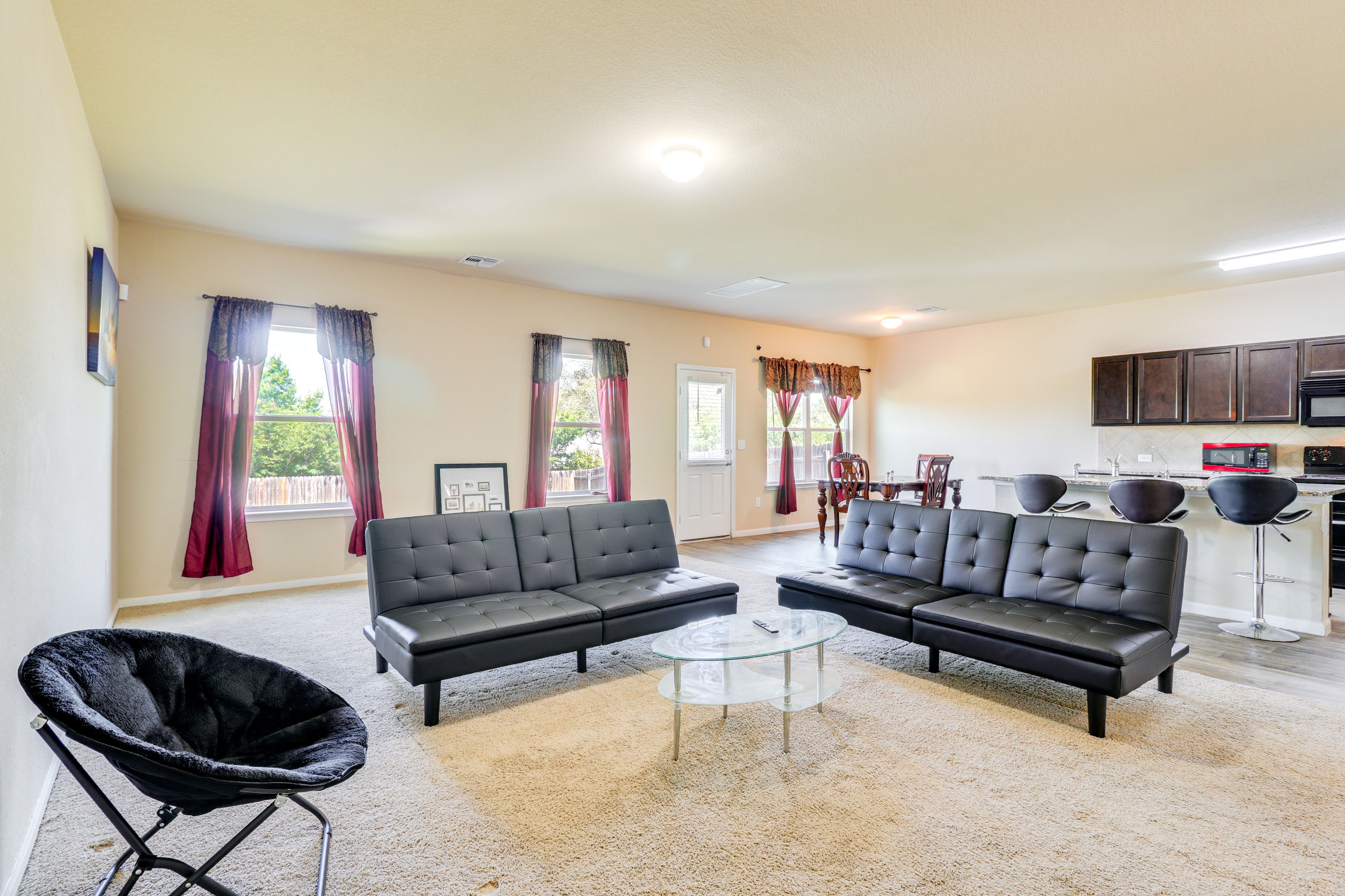 Living Room | Full Futon | Free WiFi | Central A/C & Heat | Smart TV | 1st Floor