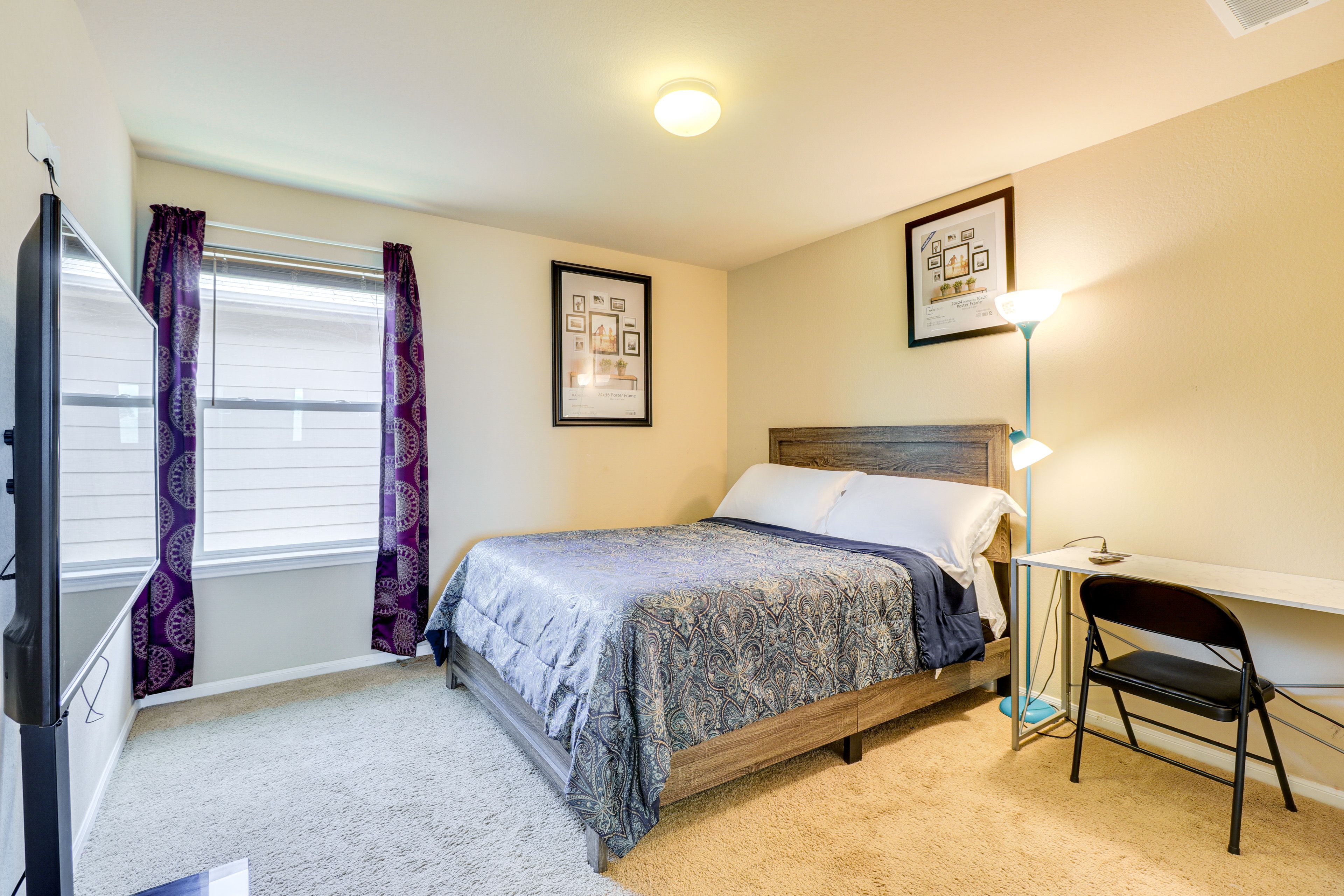 Bedroom 3 | Queen Bed | Smart TV | 2nd Floor