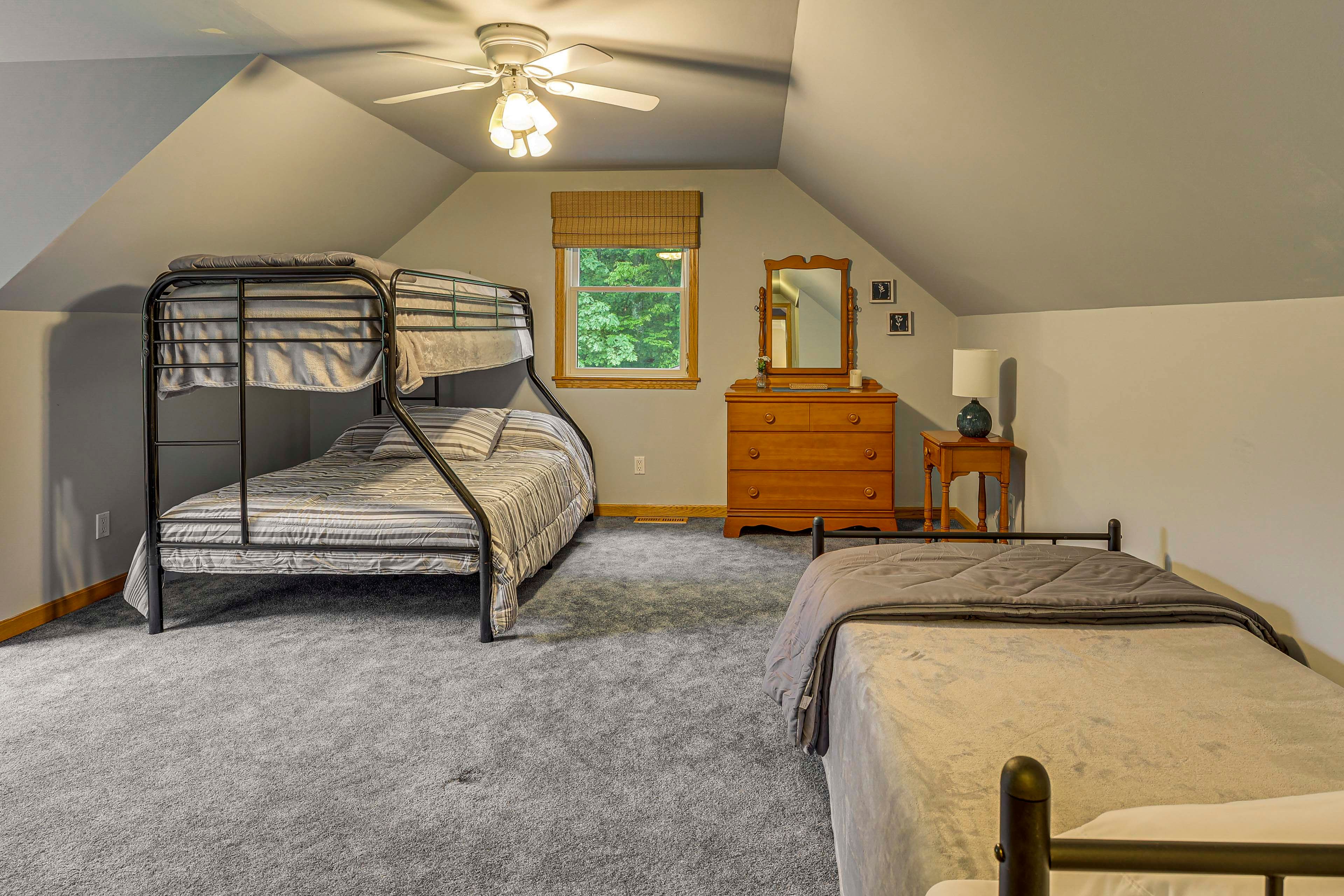 Bedroom 3 | Twin/Full Bunk Bed | Twin Bed | 2nd Floor