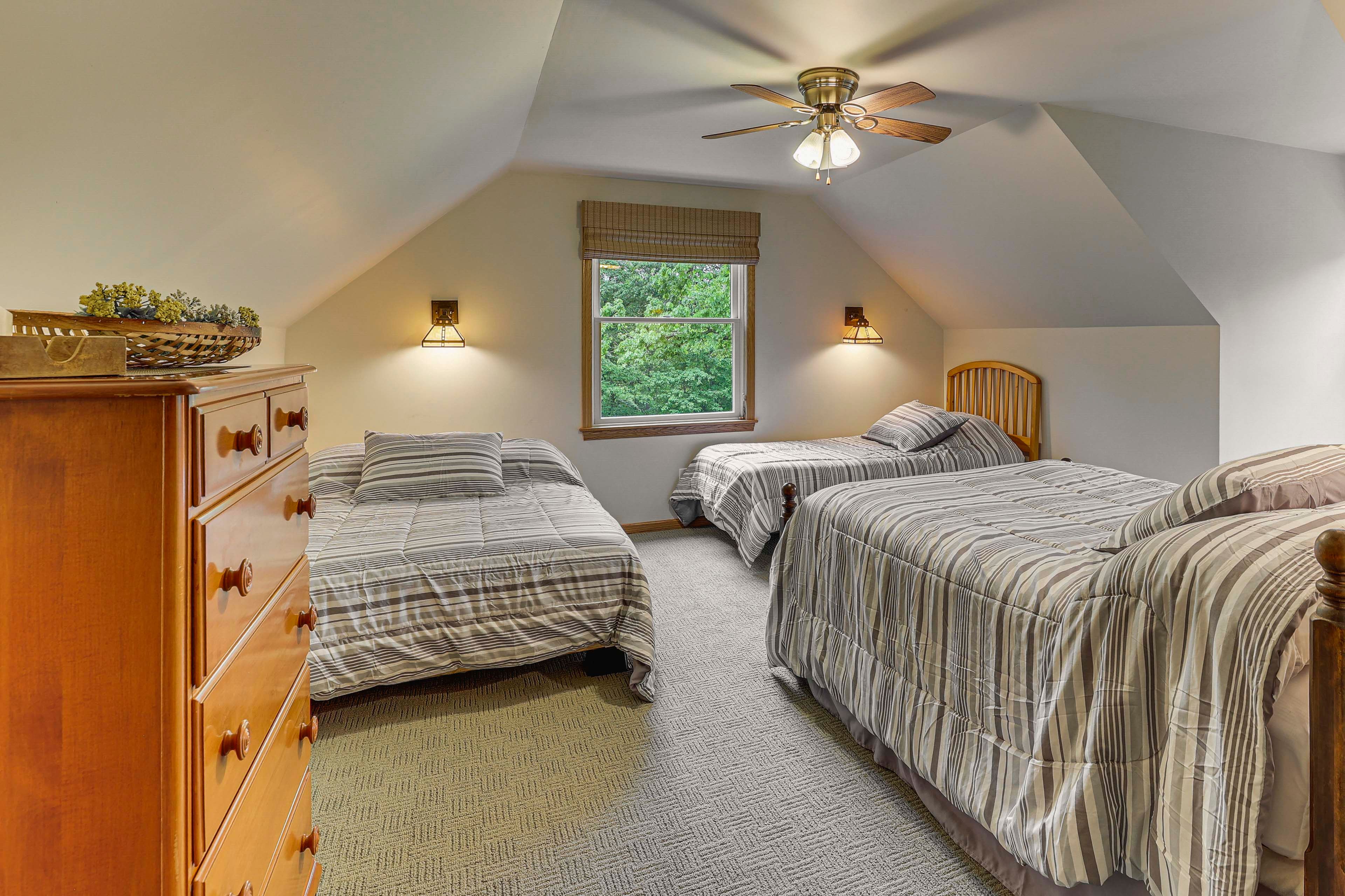 Bedroom 2 | 2 Full Beds | Twin Bed | Twin Daybed | 2nd Floor