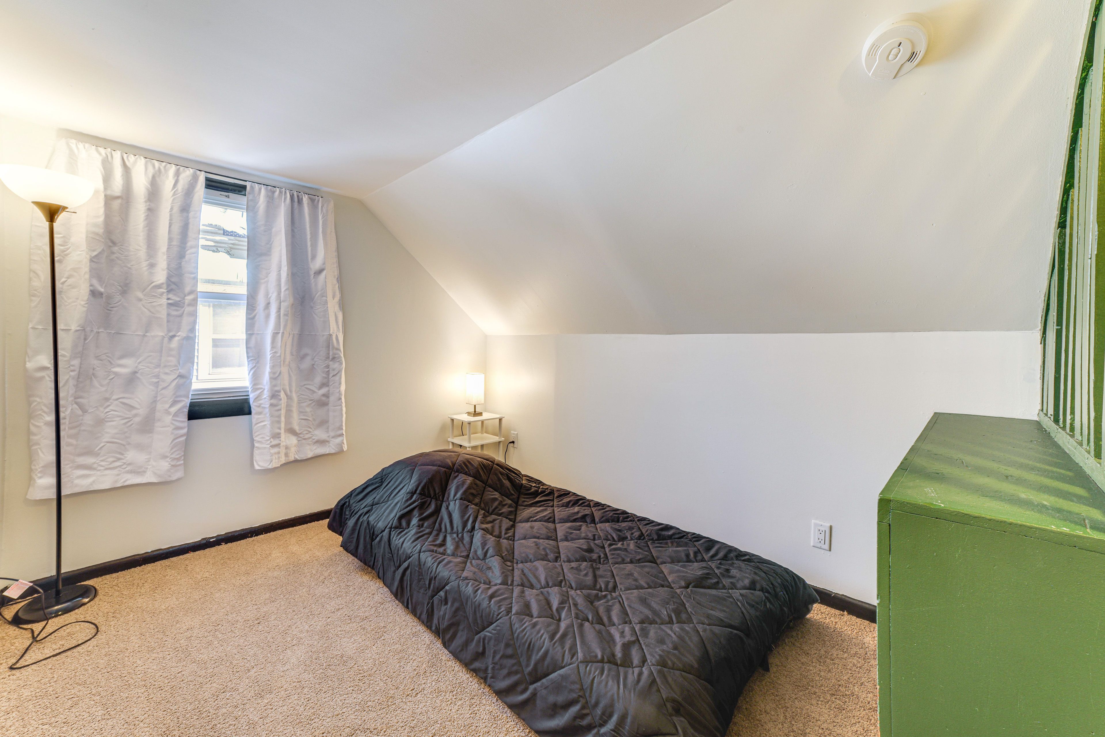 Loft | Twin Floor Mattress | 2nd Floor