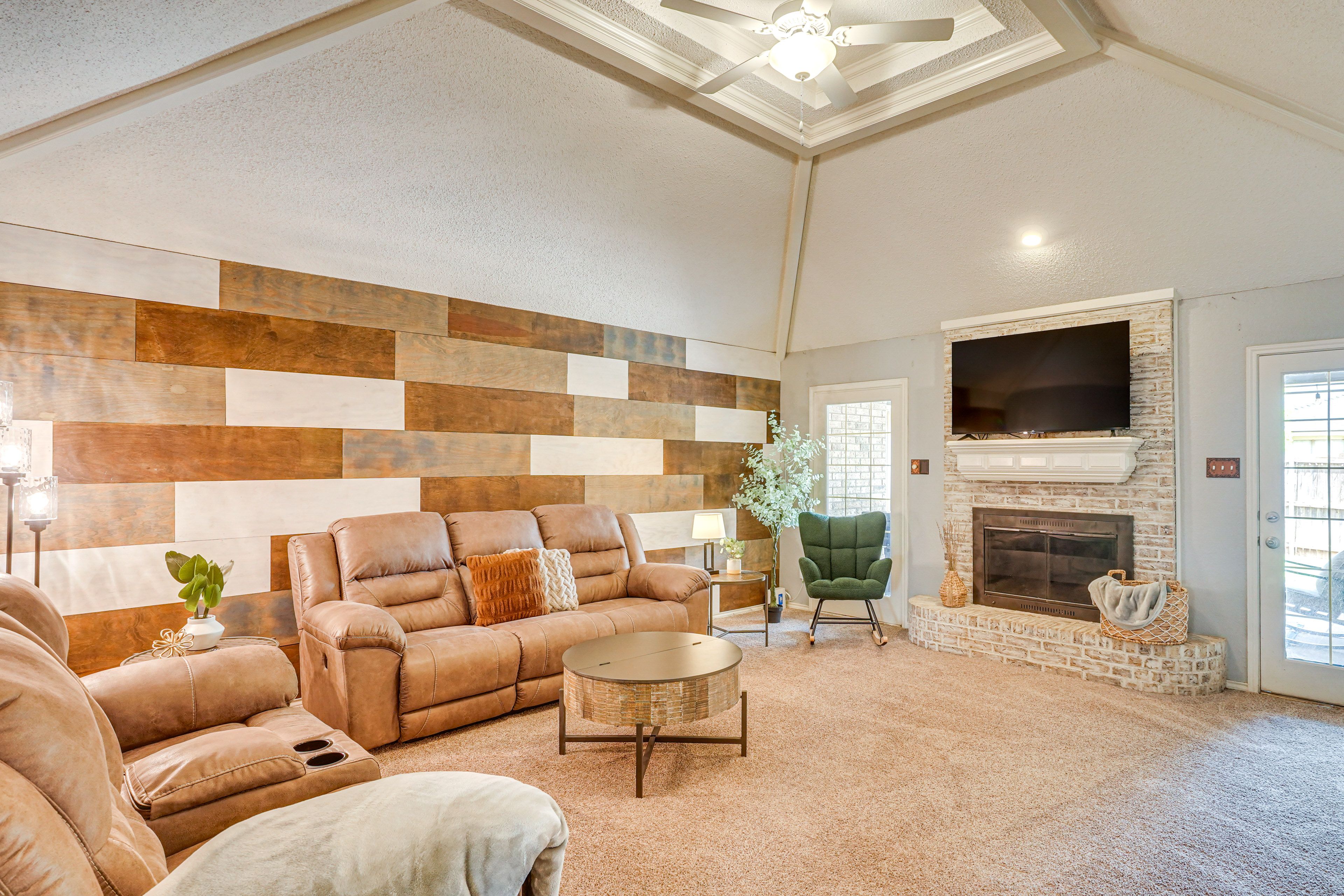 Living Room | Main Level | Smart TV | Gas Fireplace | Central Heat & A/C