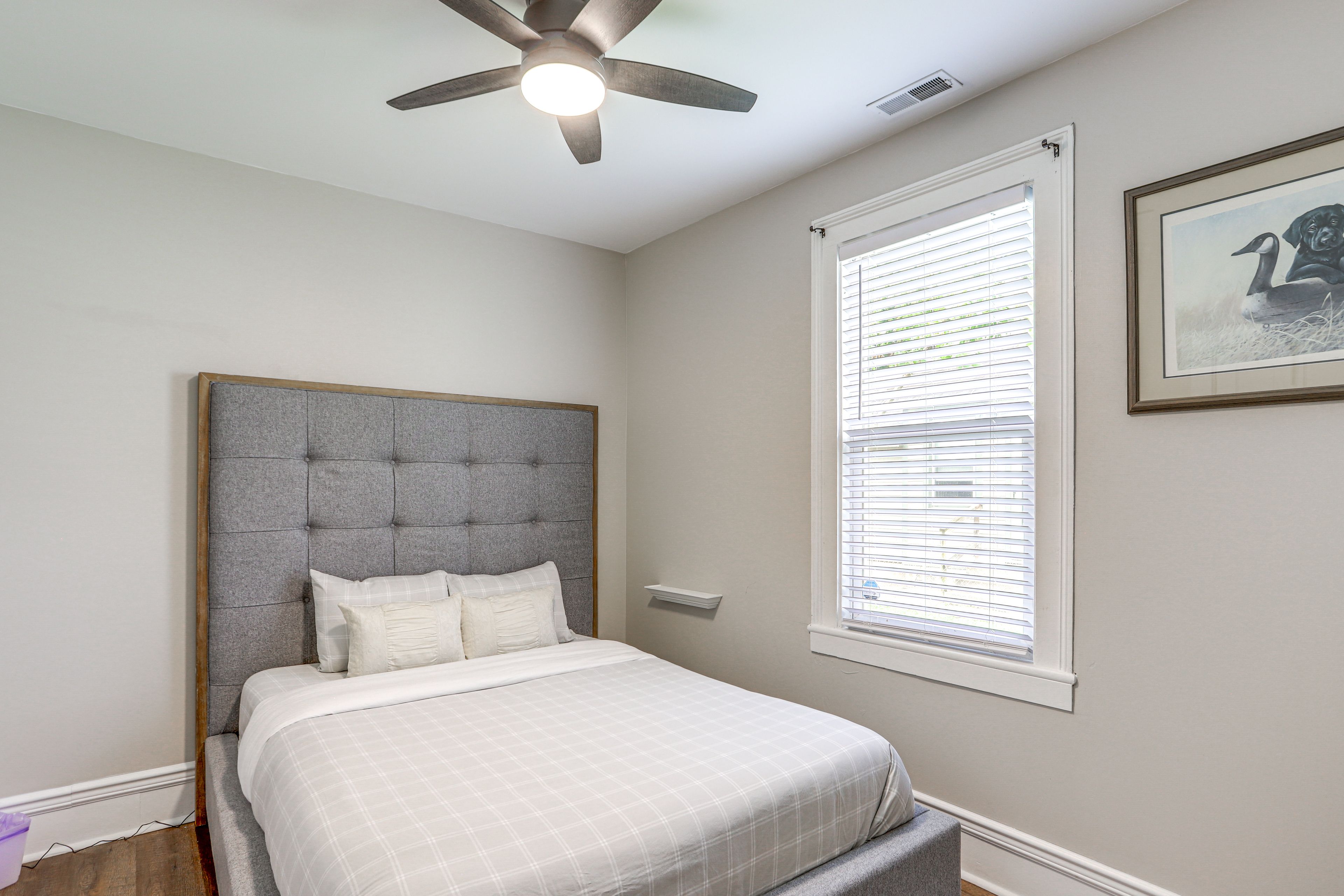 Bedroom 2 | Queen Bed