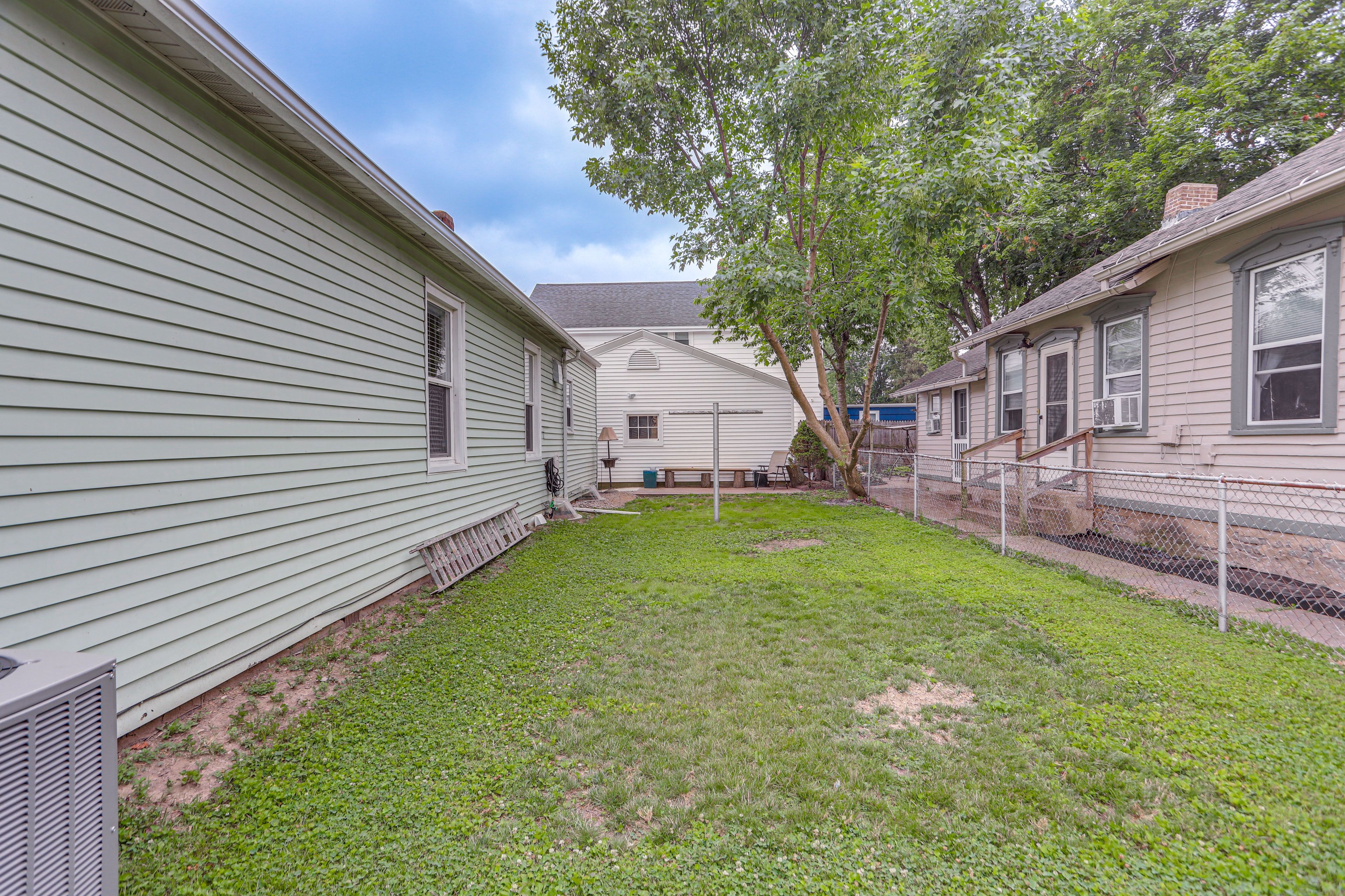 Fenced Yard