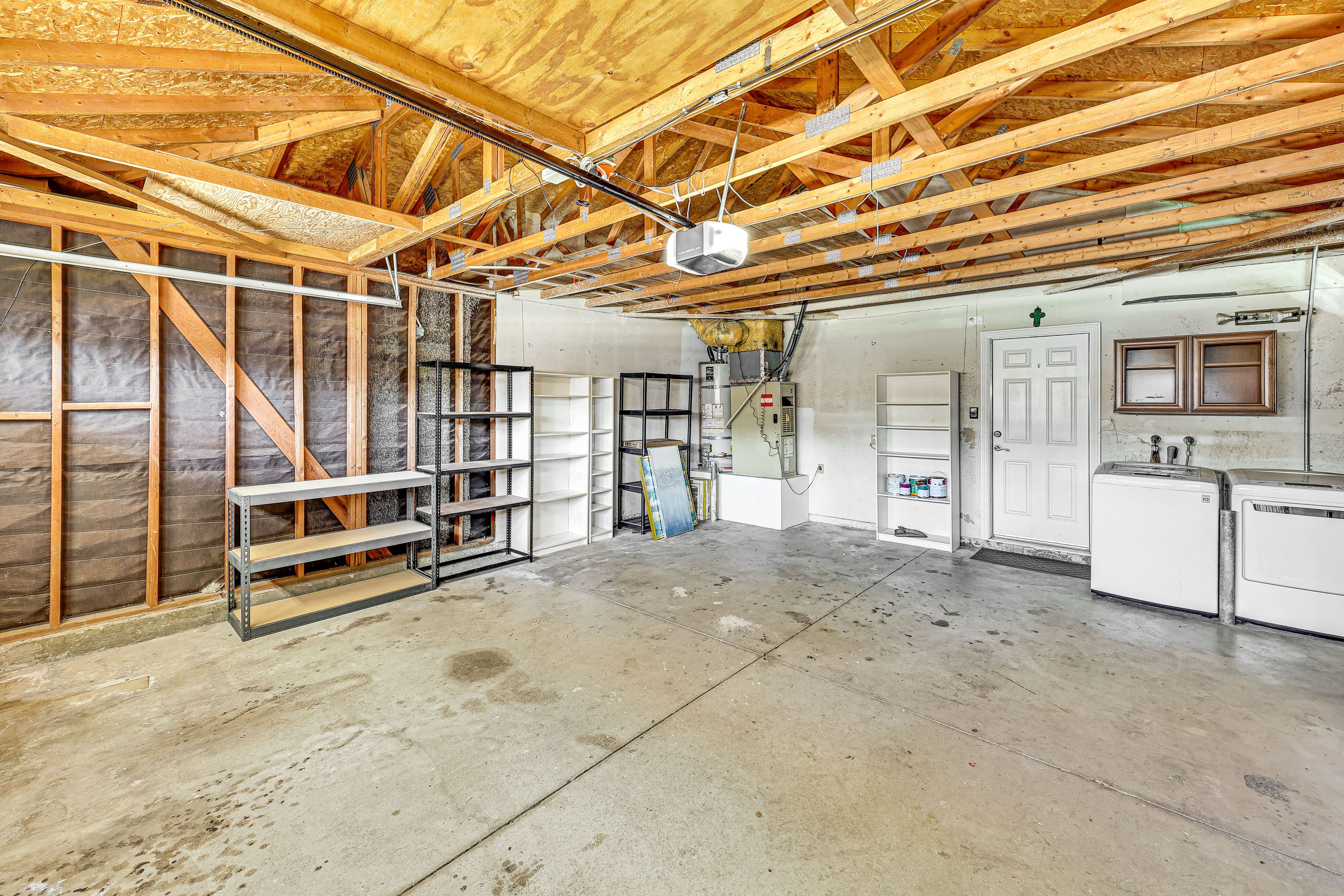 Garage | Washer & Dryer | Parking (2 Vehicles)