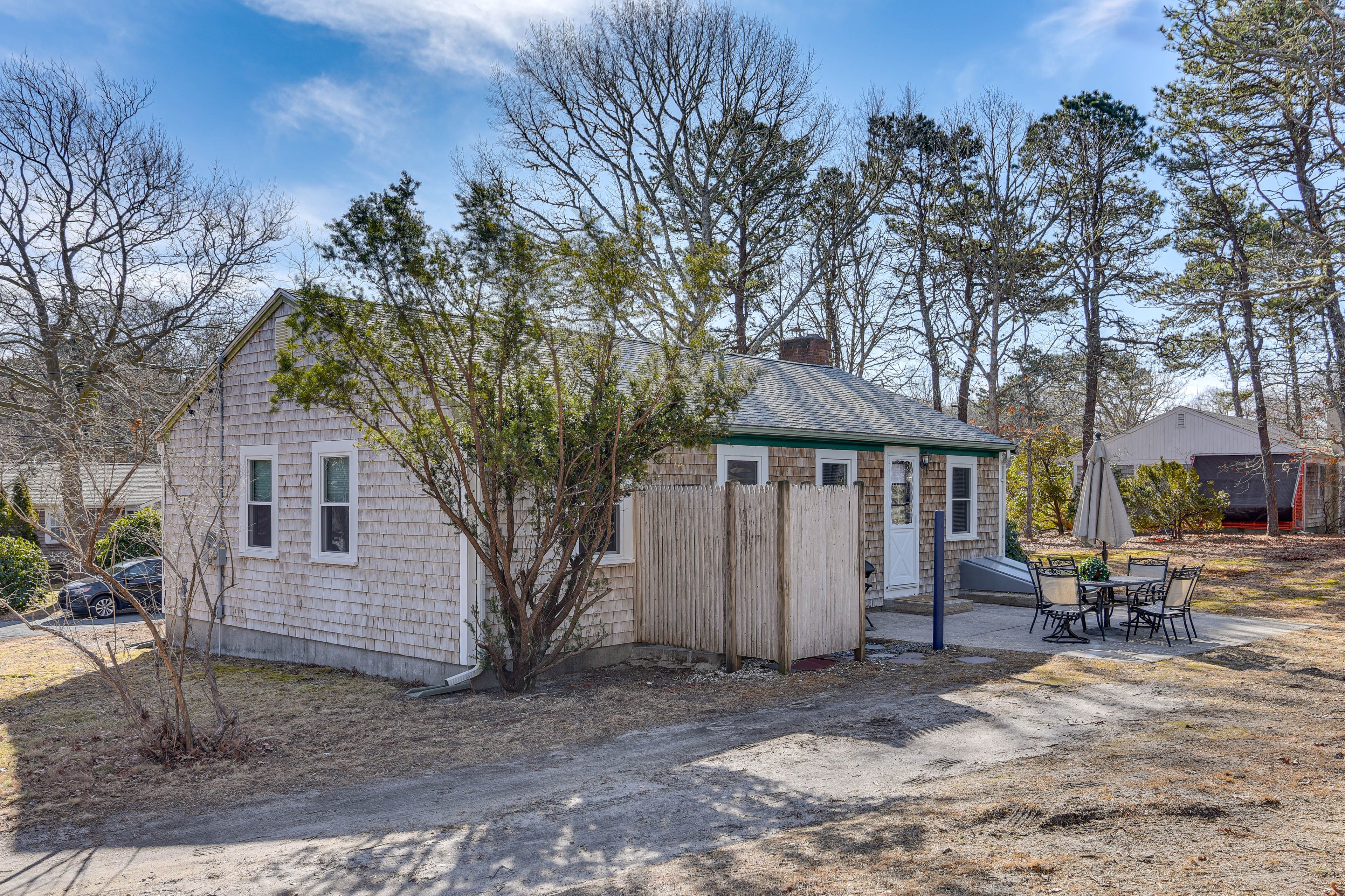 Parking | Driveway (2 Vehicles) | Street Parking