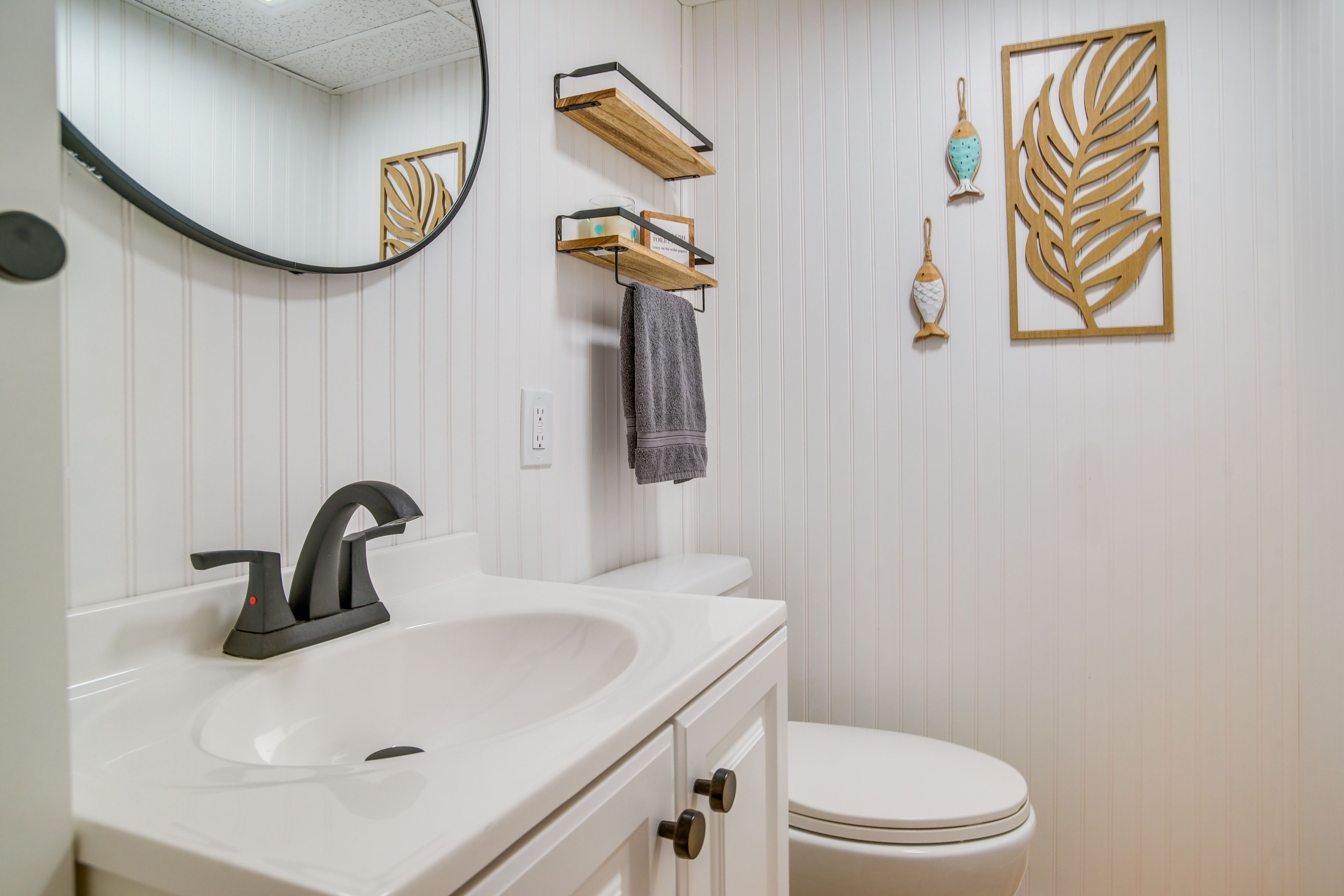 Half Bathroom | Basement