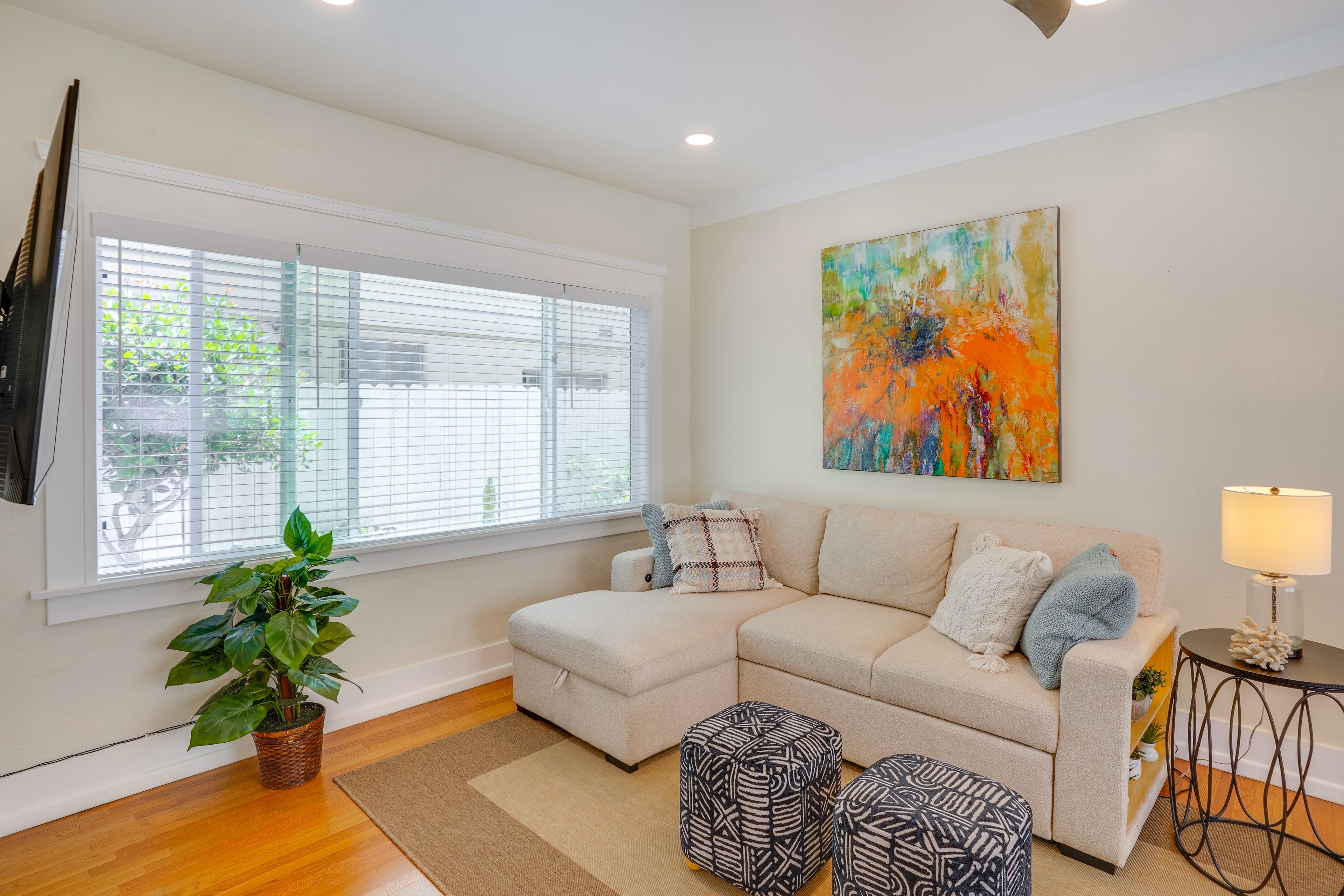 Living Room | 1st Floor | Smart TV