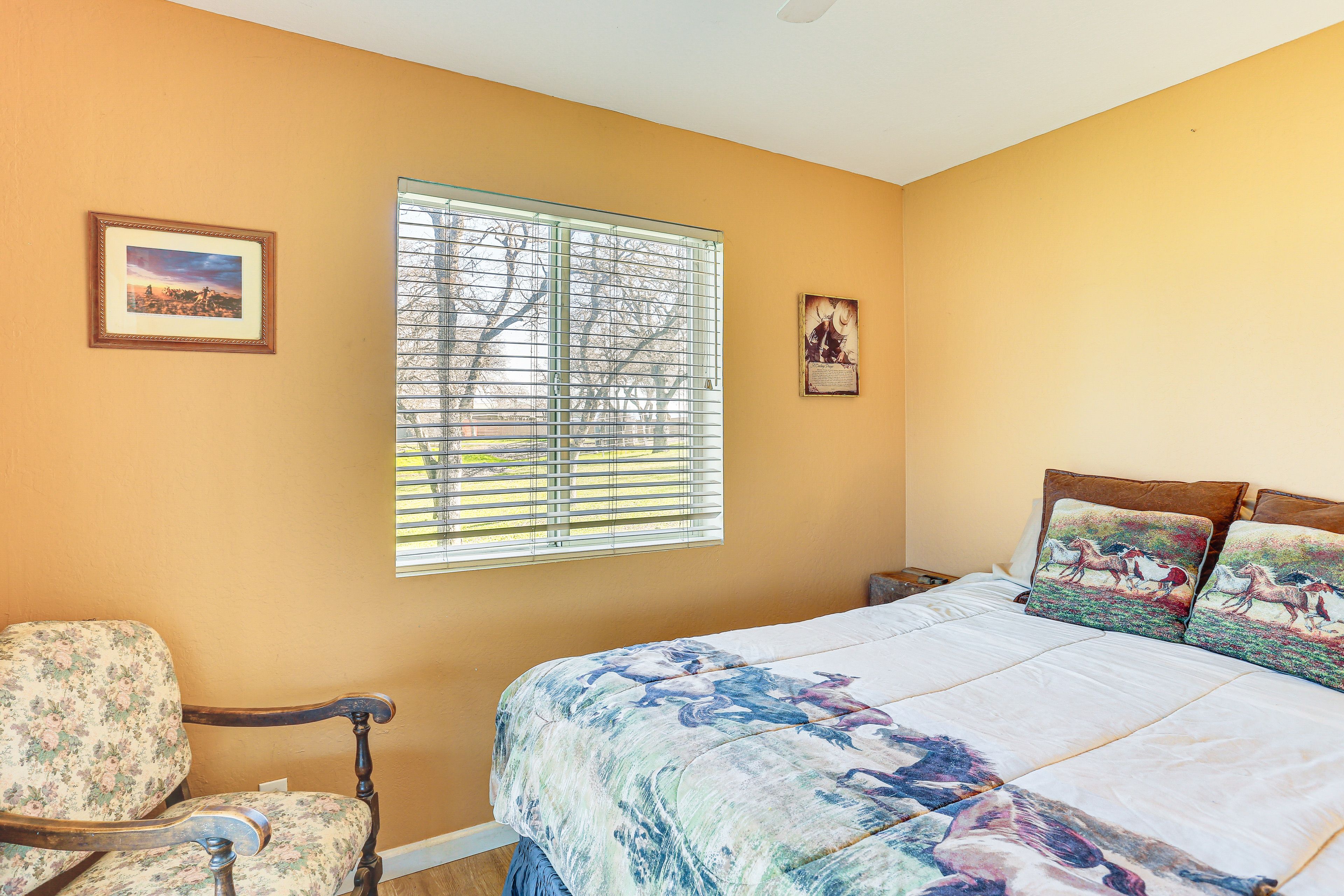 Bedroom 1 | Queen Bed | Linens Provided