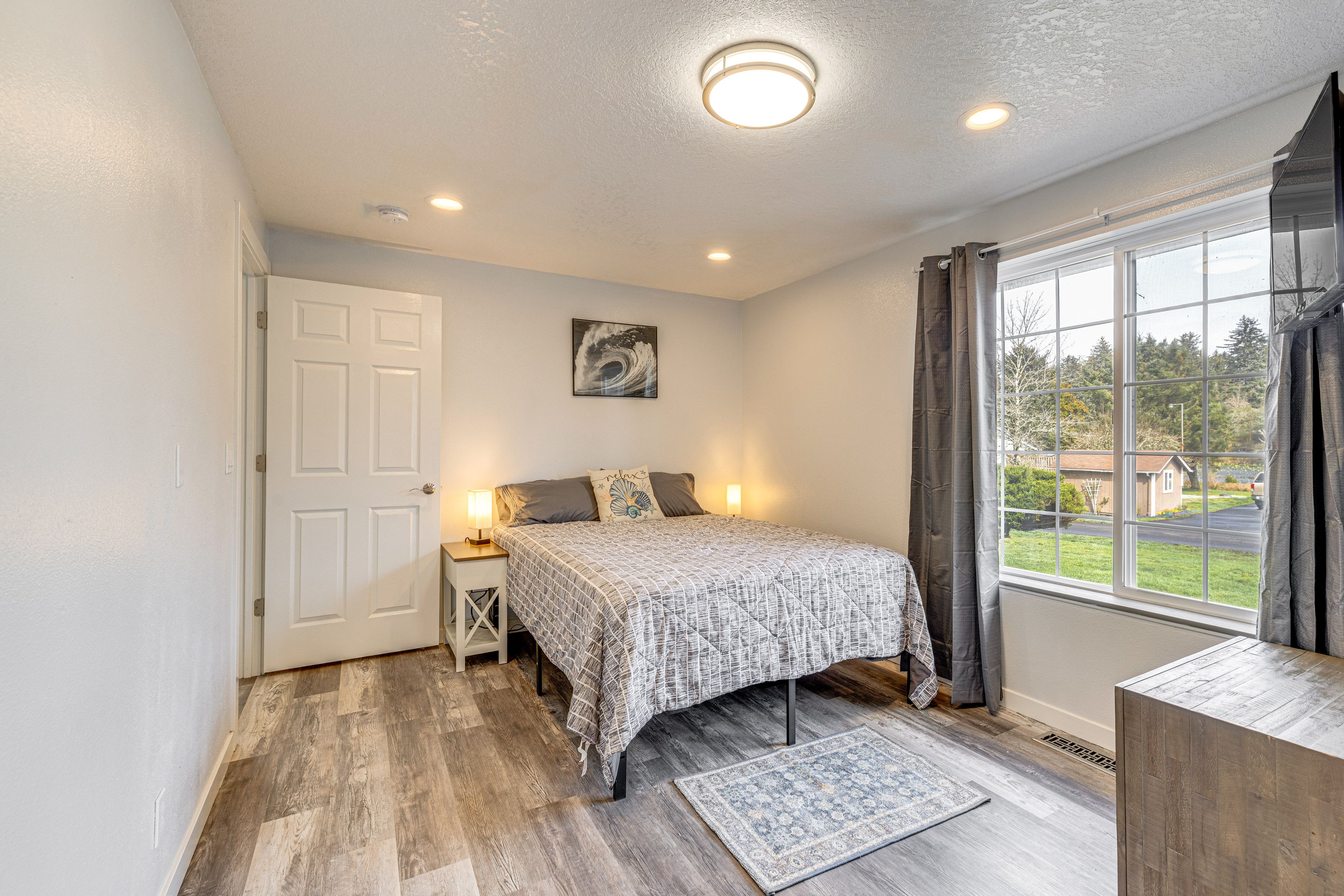 Bedroom 4 | Queen Bed | 2nd Floor