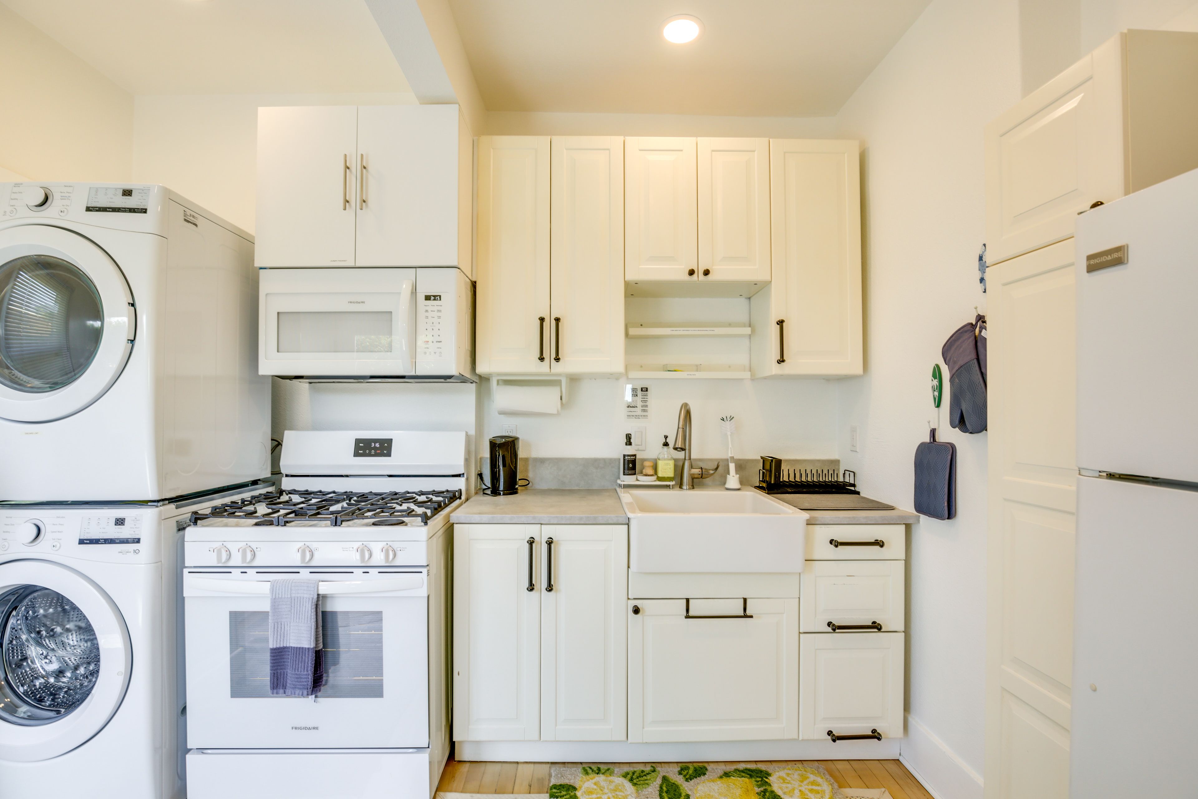 Kitchen | Cooking Basics | Washer/Dryer