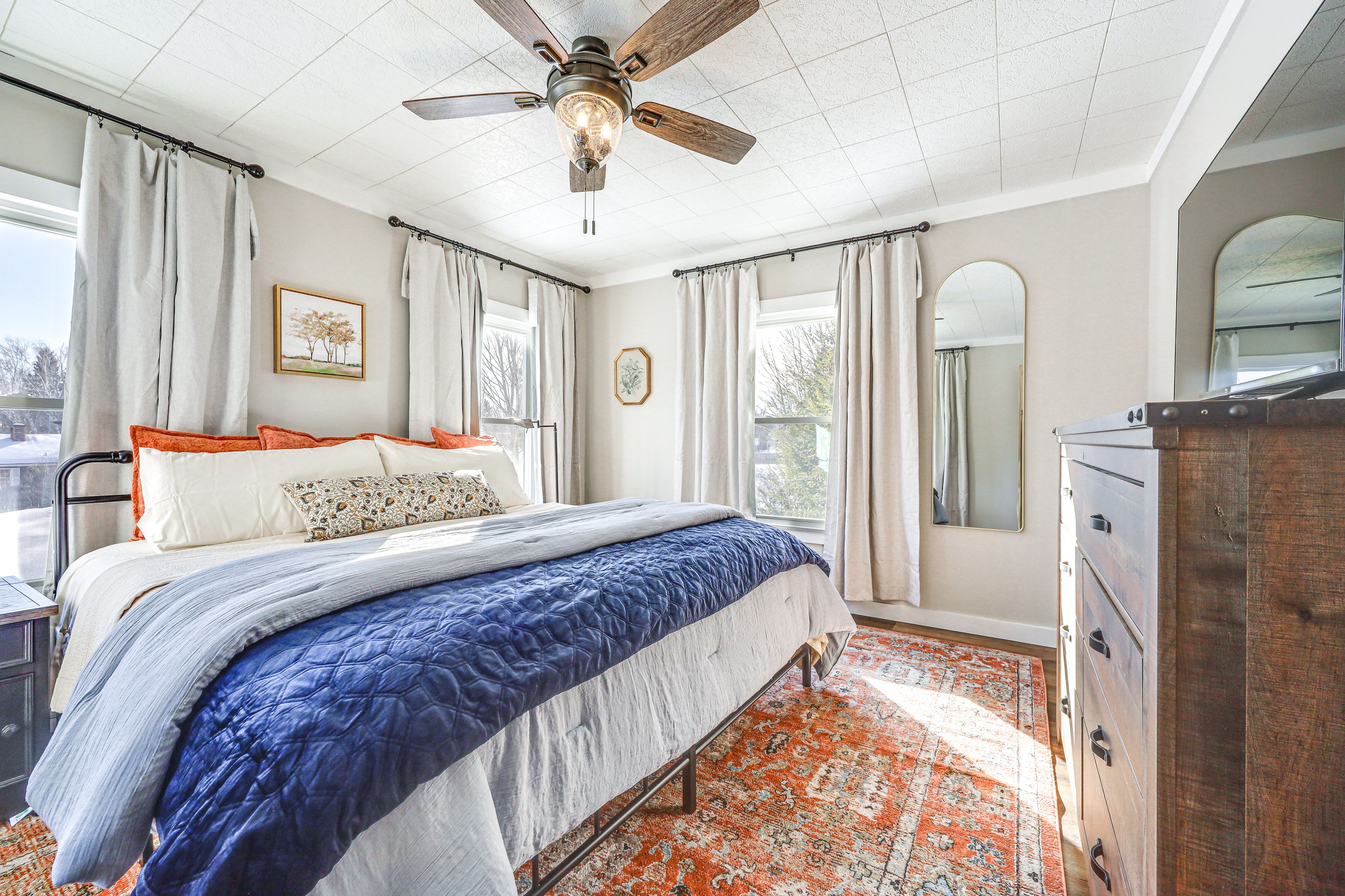 Bedroom 3 | King Bed | 2nd Floor