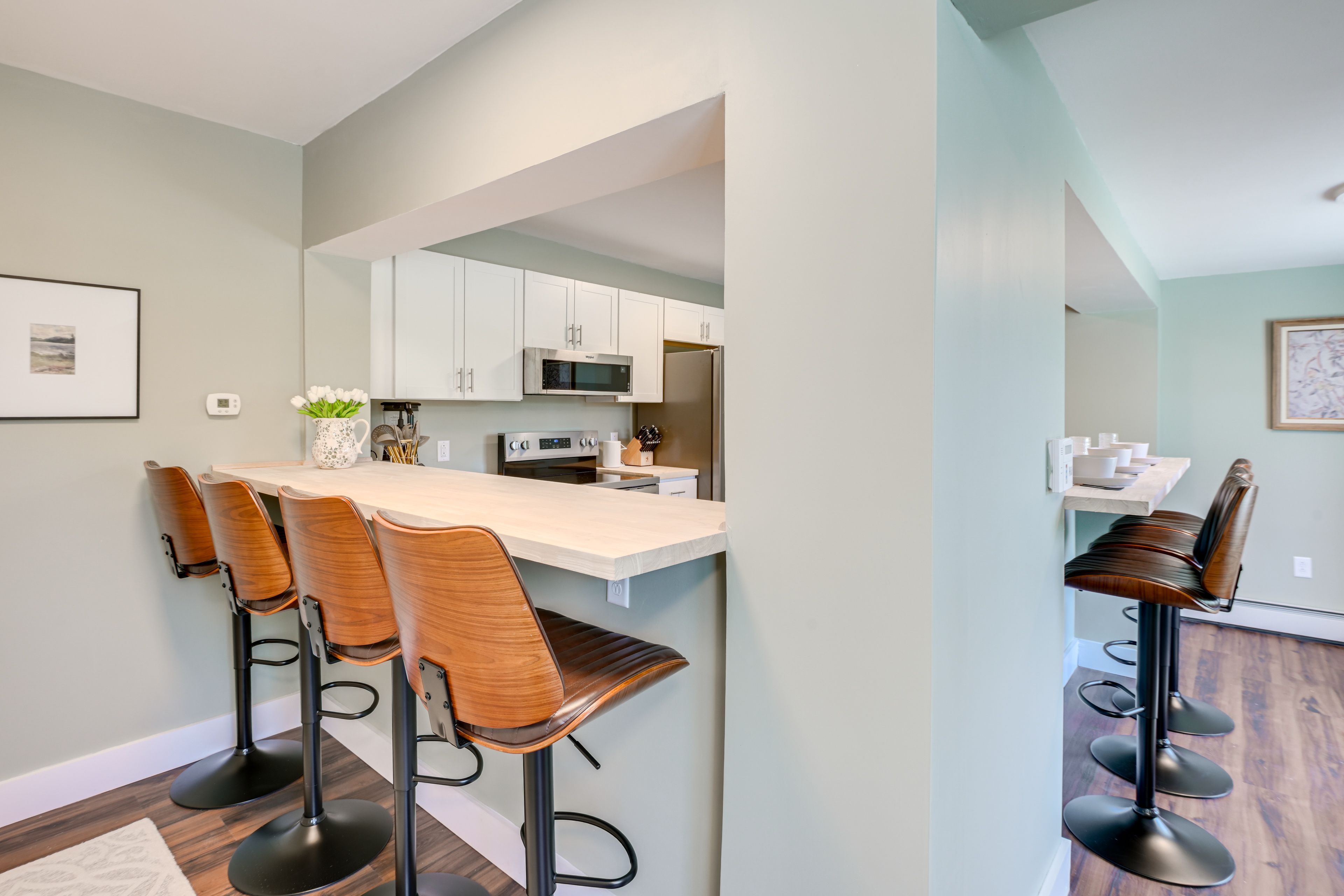 Breakfast Bars | 1st Floor