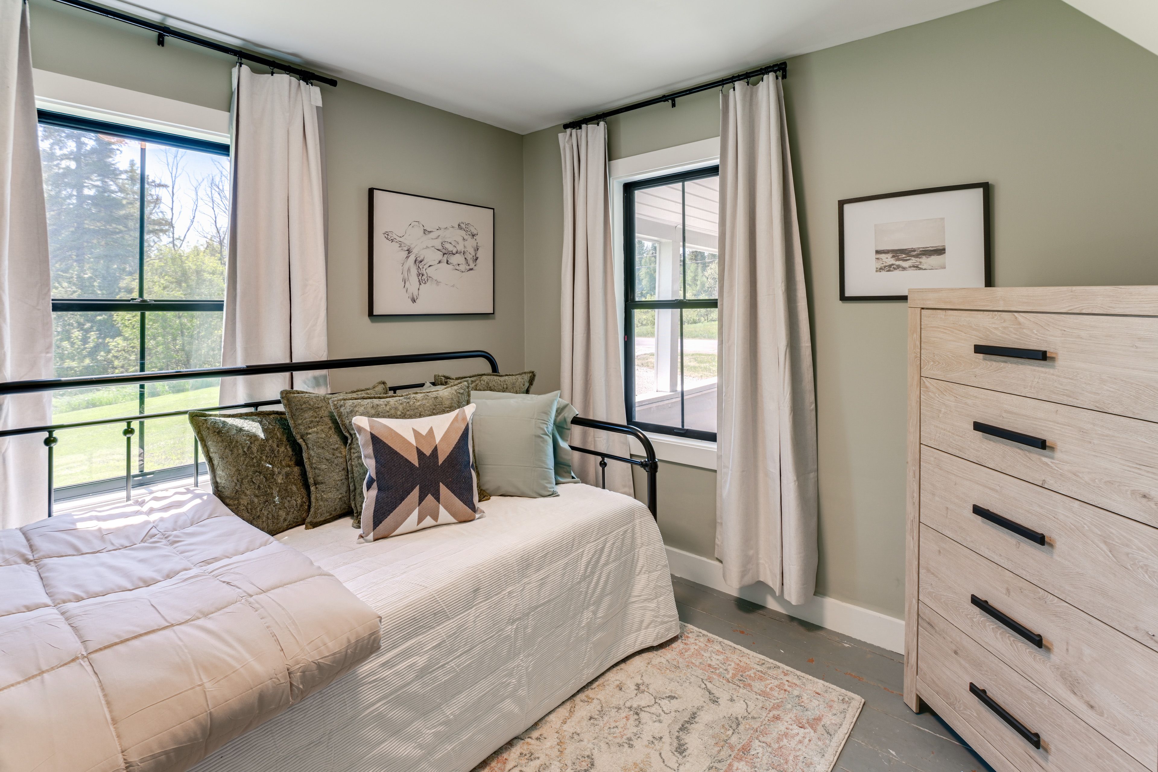 Bedroom 2 | Twin Daybed | 1st Floor