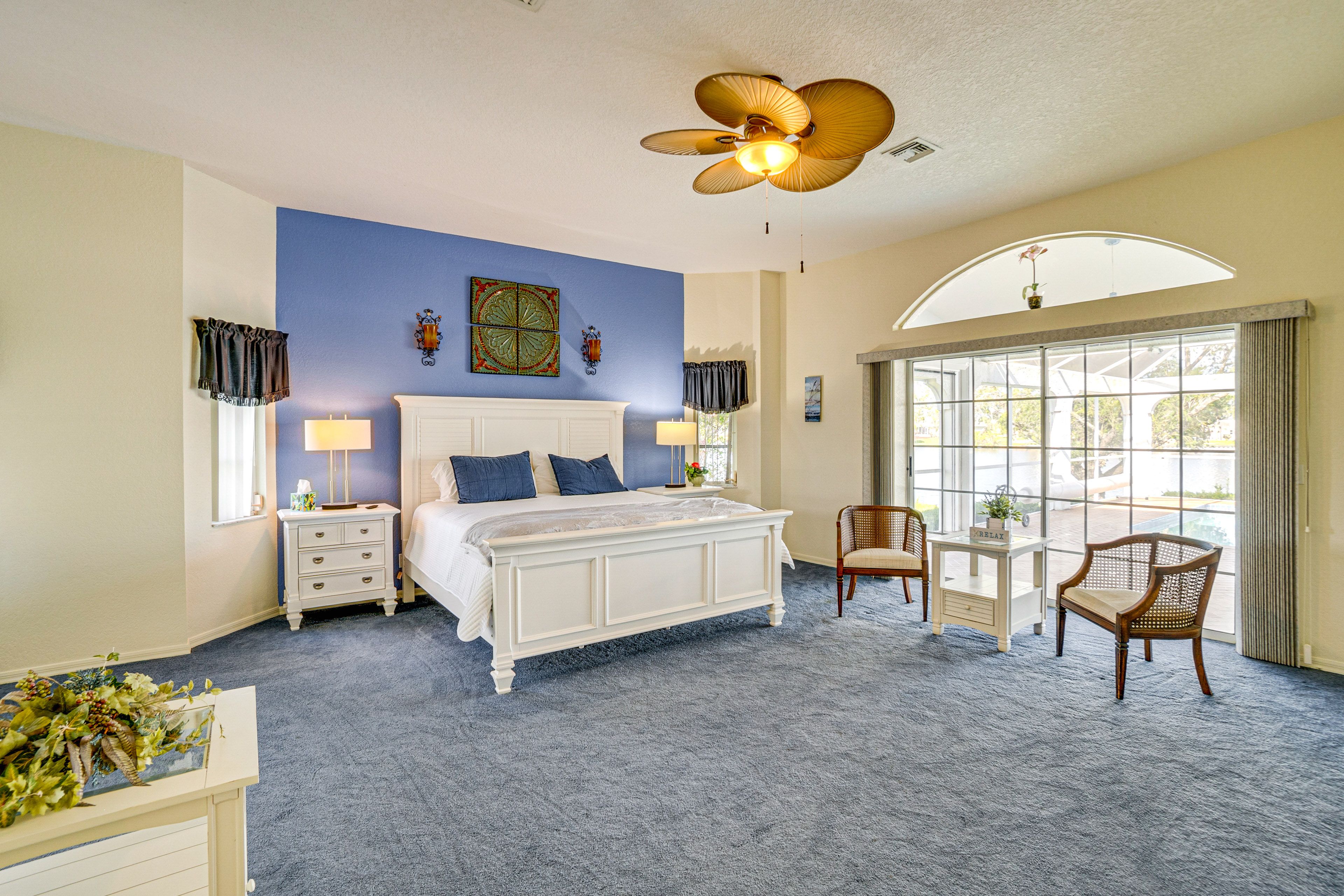 Bedroom 1 | King Bed | En-Suite Bathroom