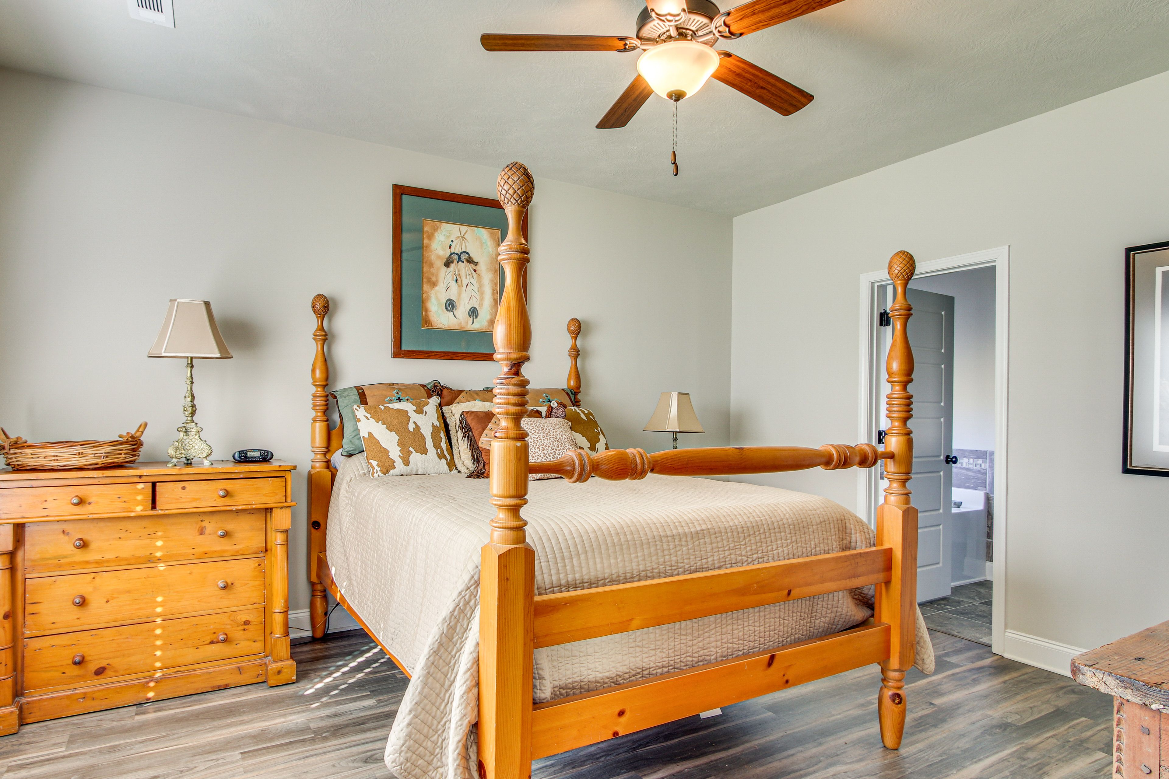 Bedroom 1 | Queen Bed | Linens Provided