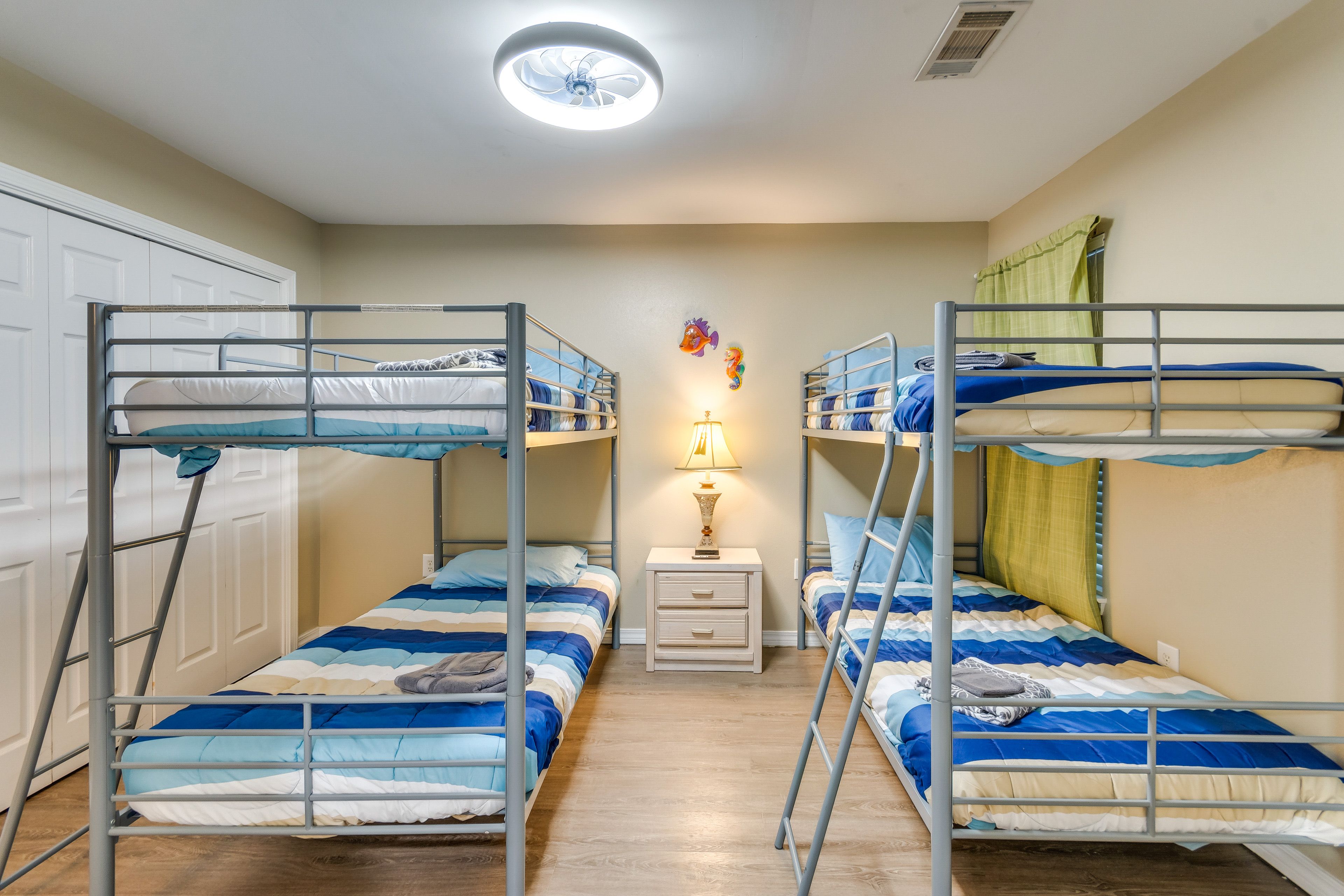 Bedroom 2 | 2 Twin Bunk Beds