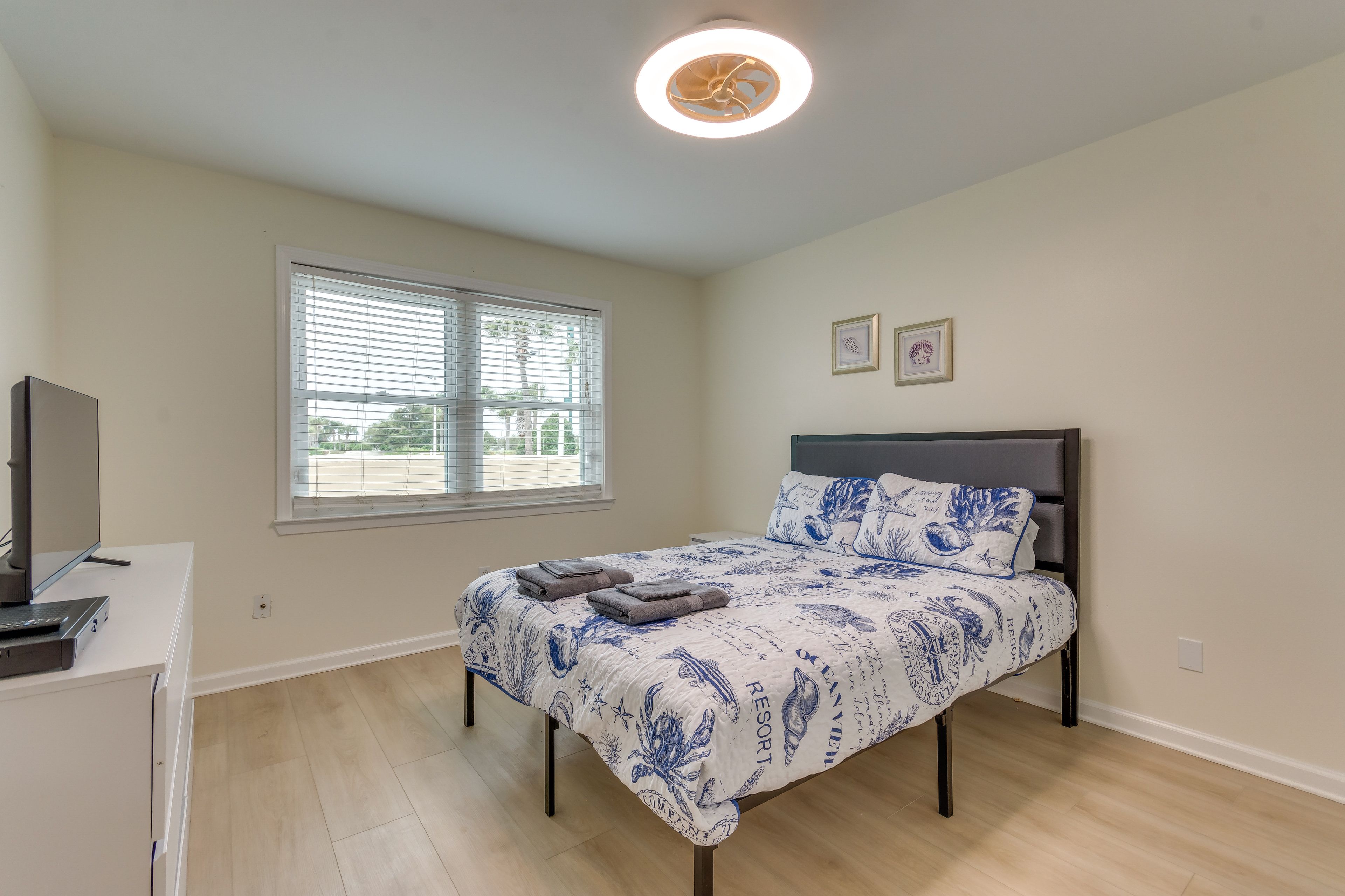 Bedroom 1 | Queen Bed | Linens Provided | Flat-Screen TV