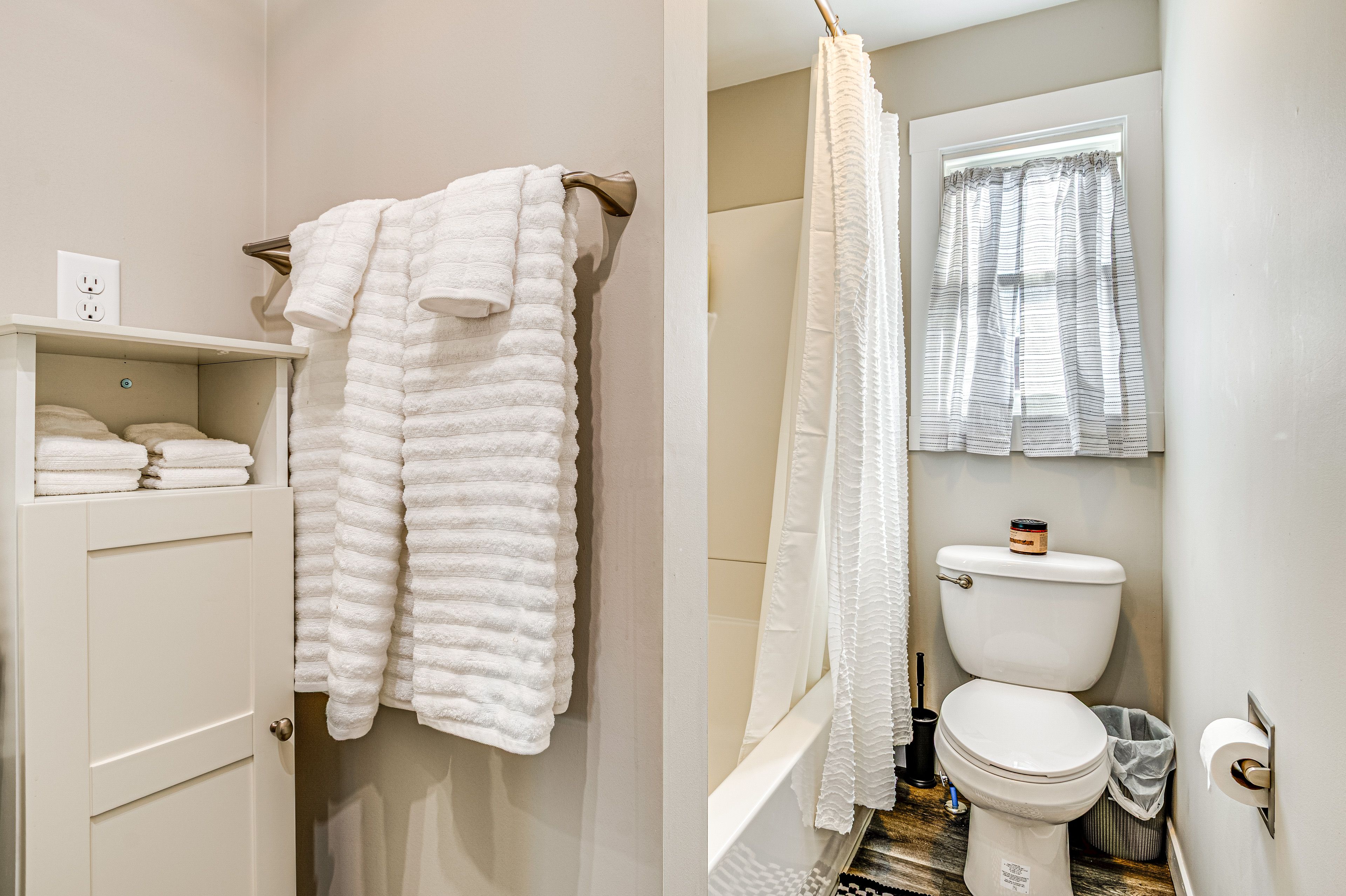 Bathroom | Towels Provided