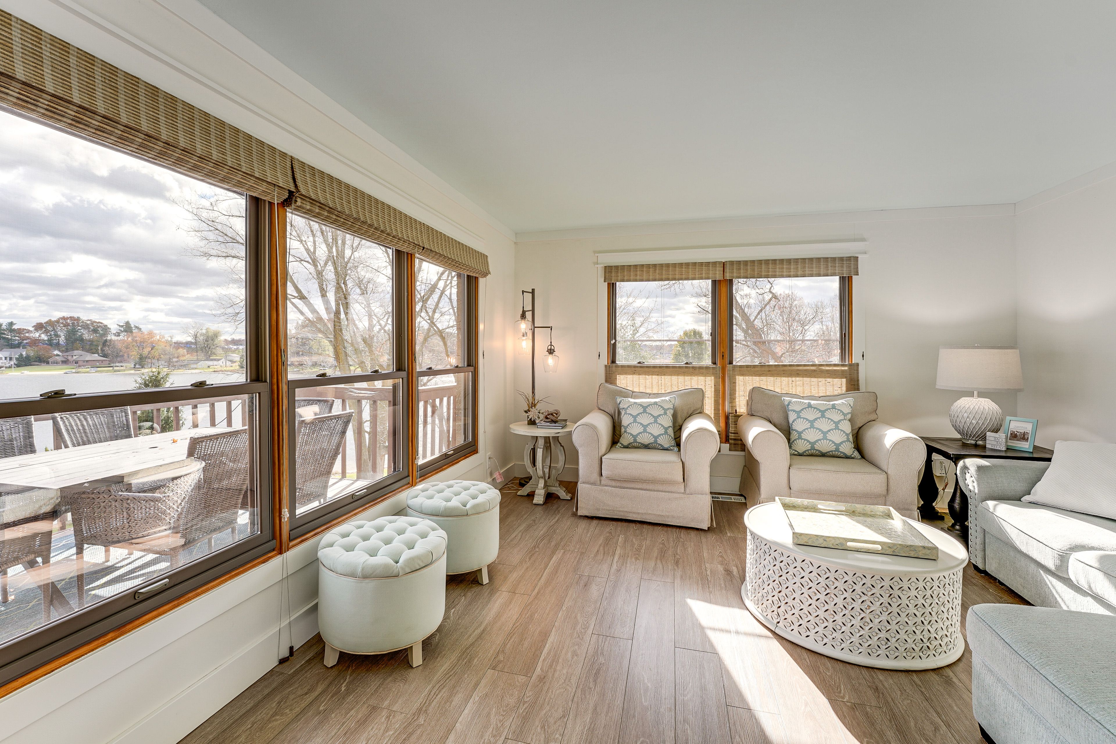 Living Room | Main Level | Smart TV | Gas Fireplace