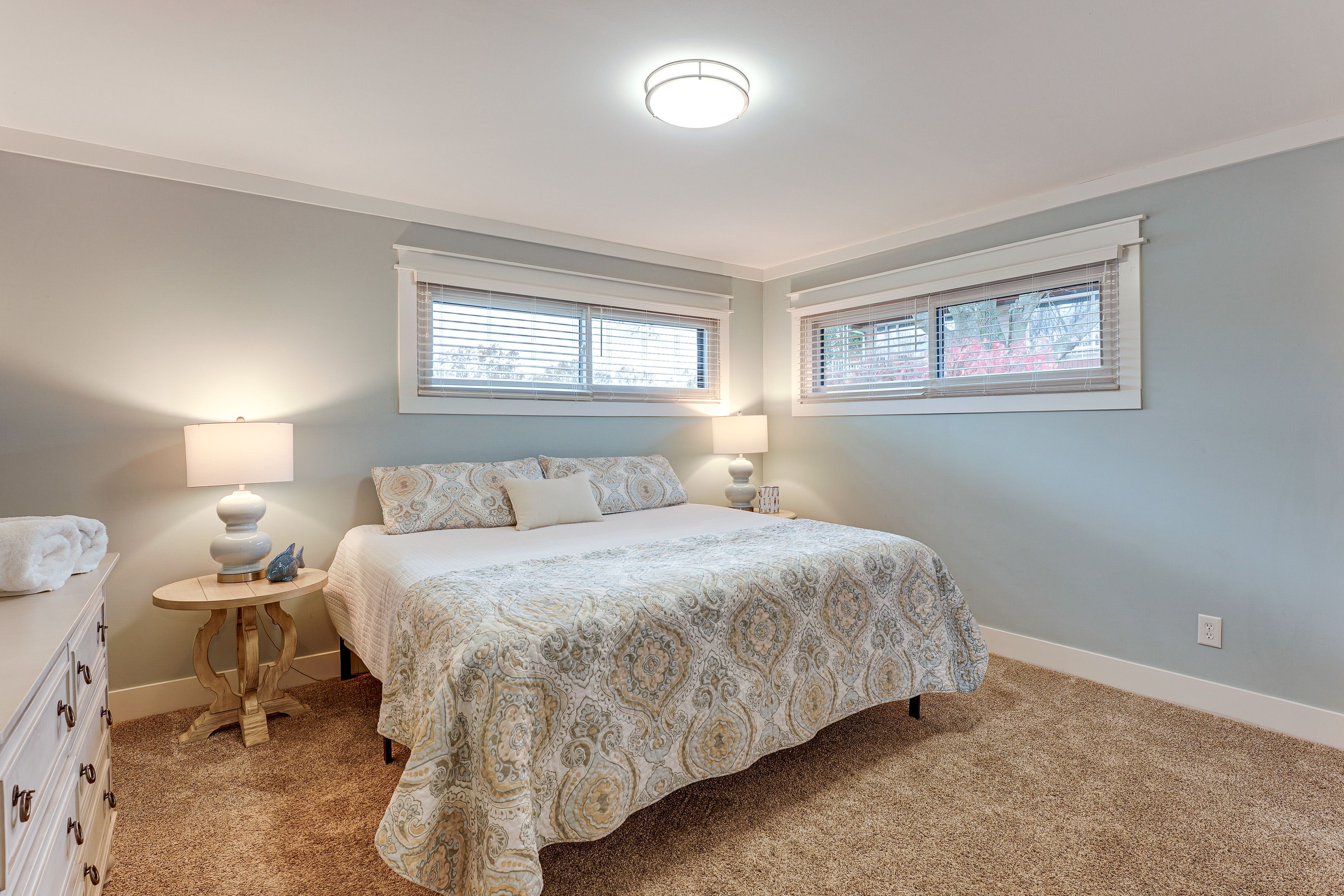 Bedroom 1 | Main Level | King Bed