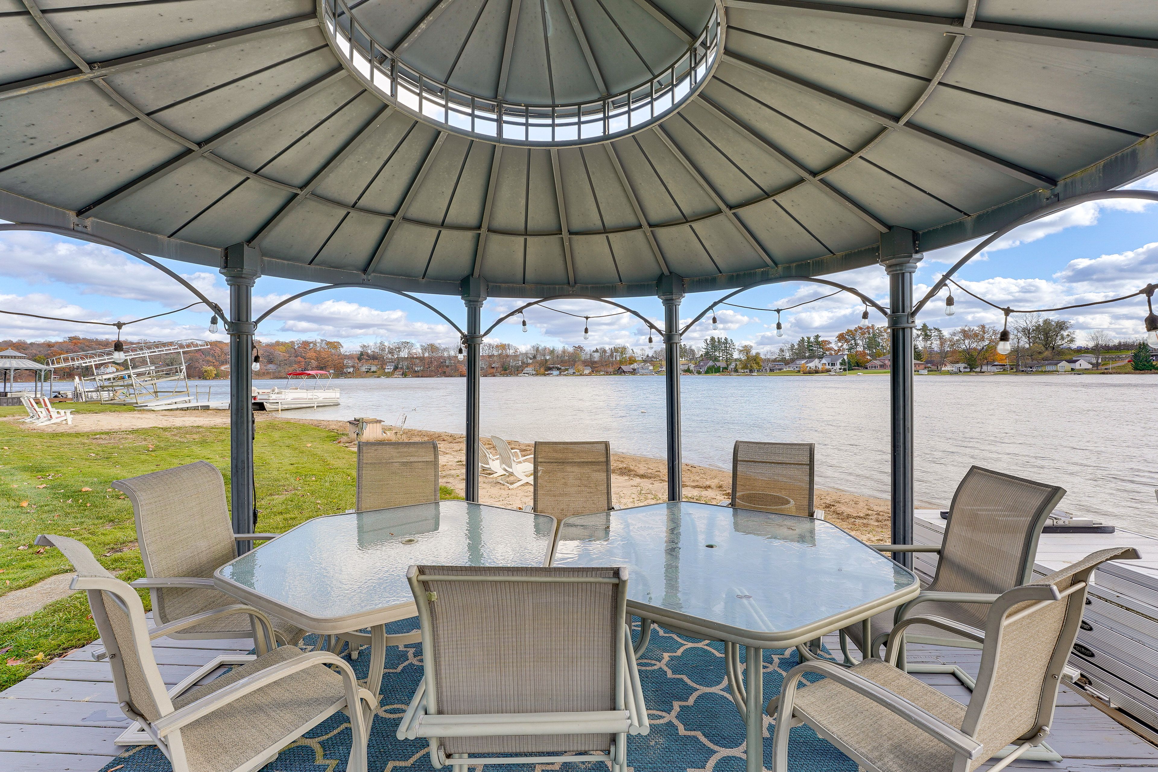 Gazebo | Charcoal Grill (Charcoal Provided)