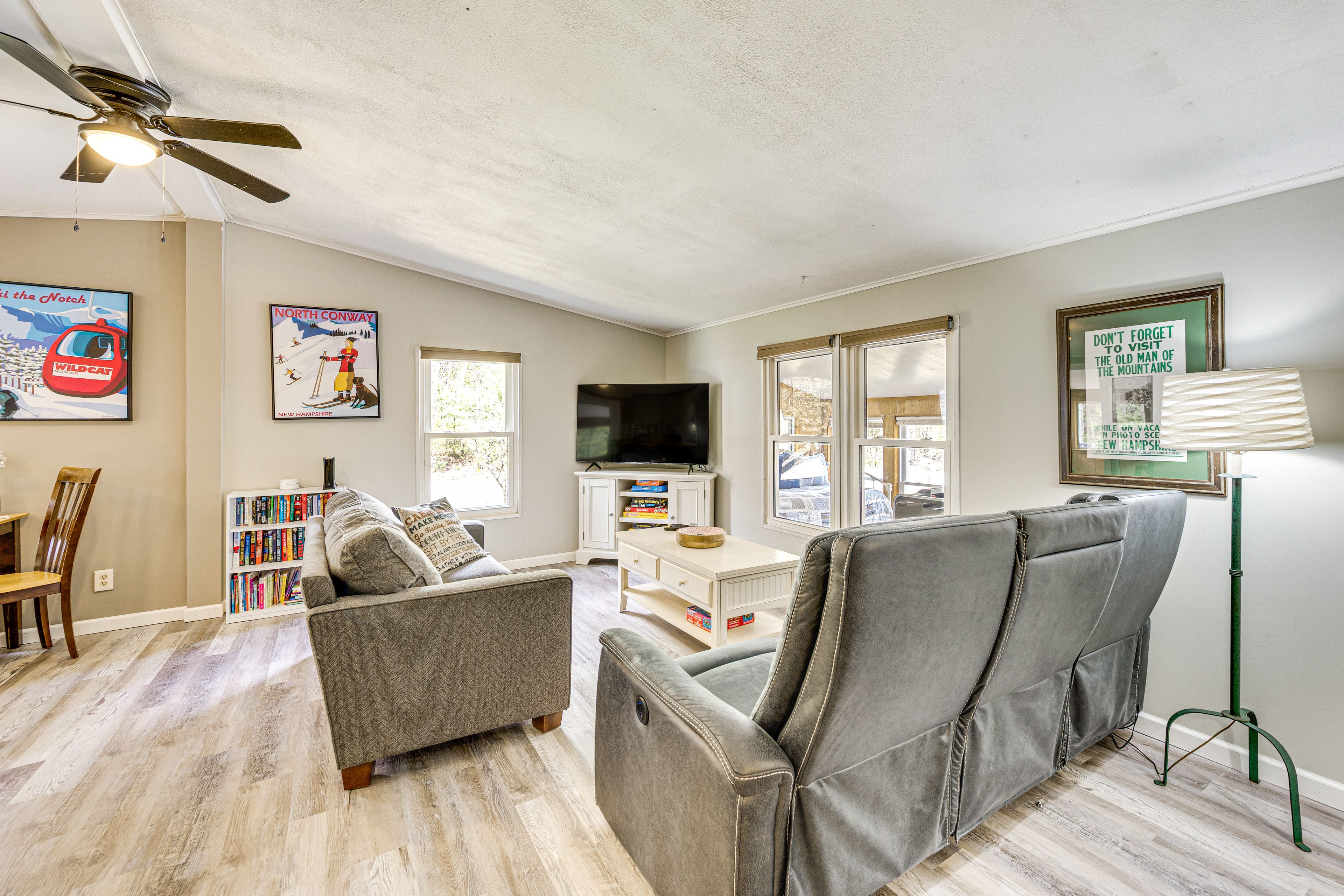 Albany Vacation Rental | 2BR | 2BA | 1,374 Sq Ft | 8 Steps to Enter
