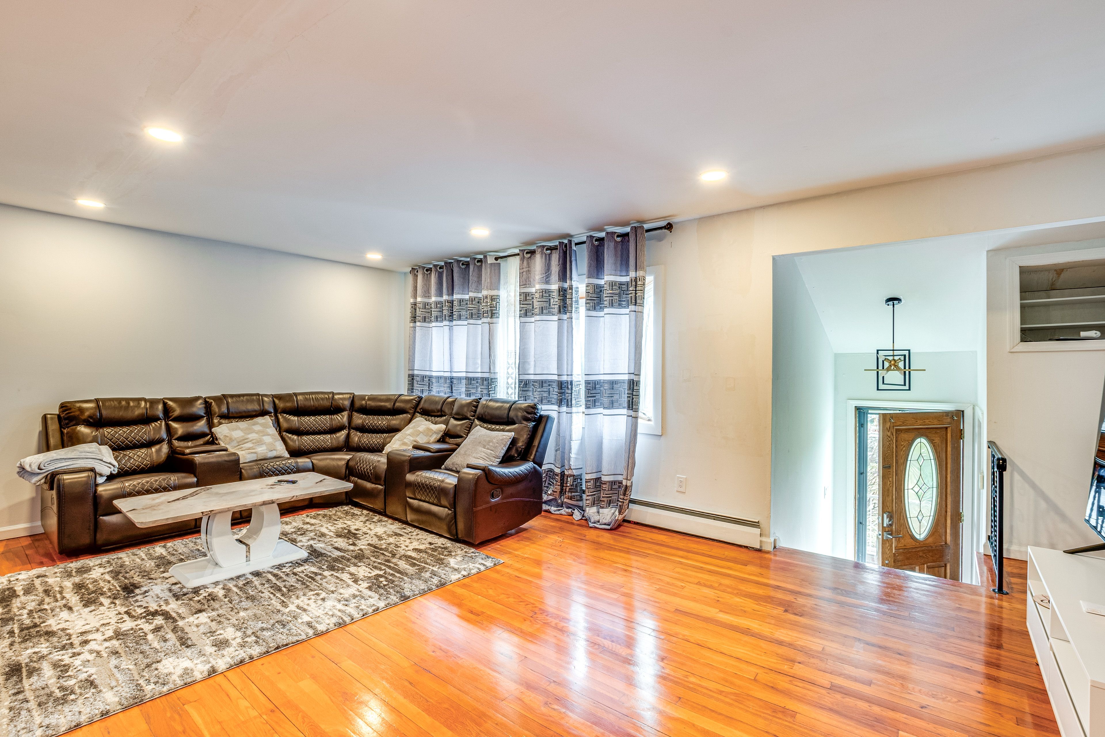 Living Room | Main Level