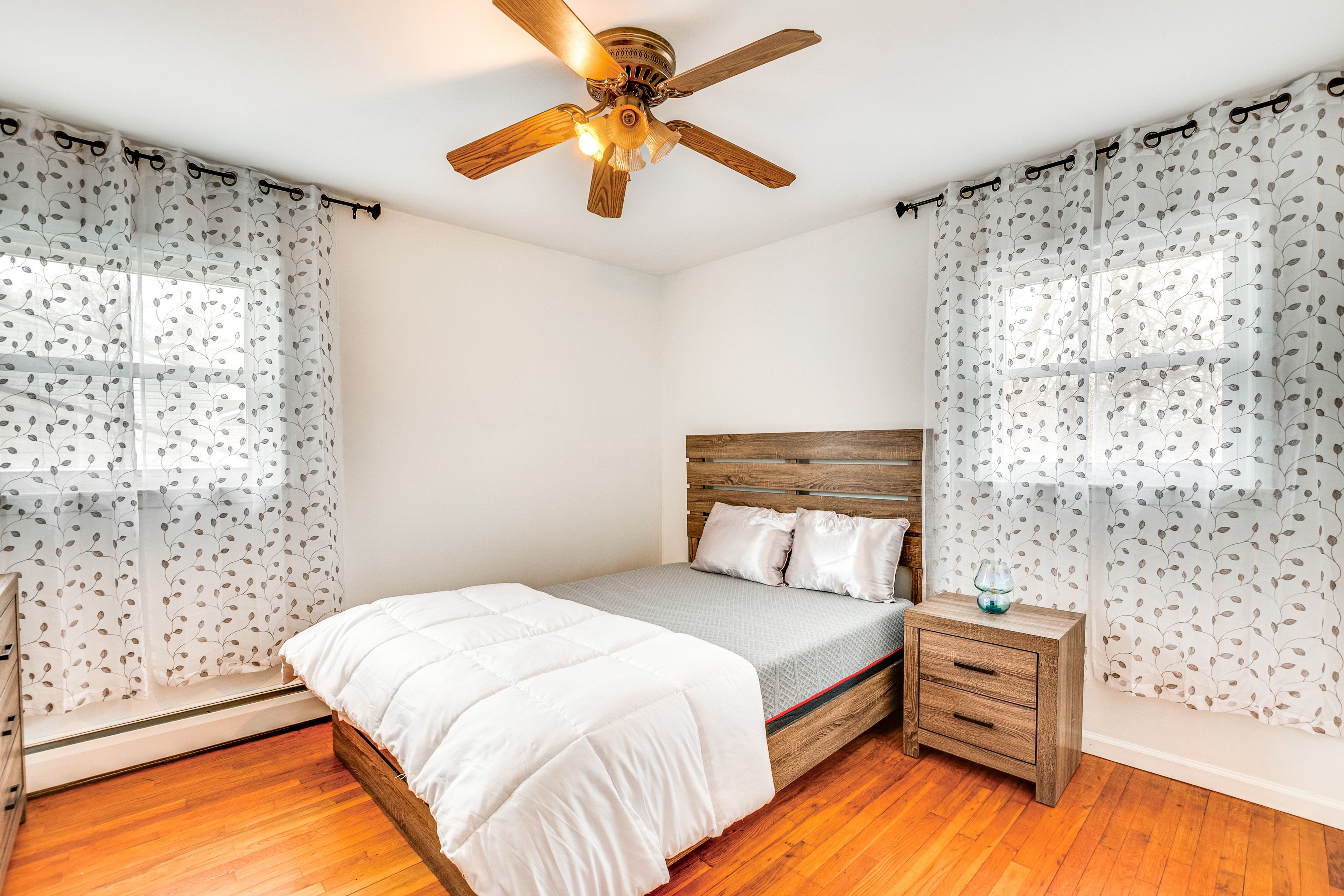 Bedroom 3 | Upper Level | Queen Bed