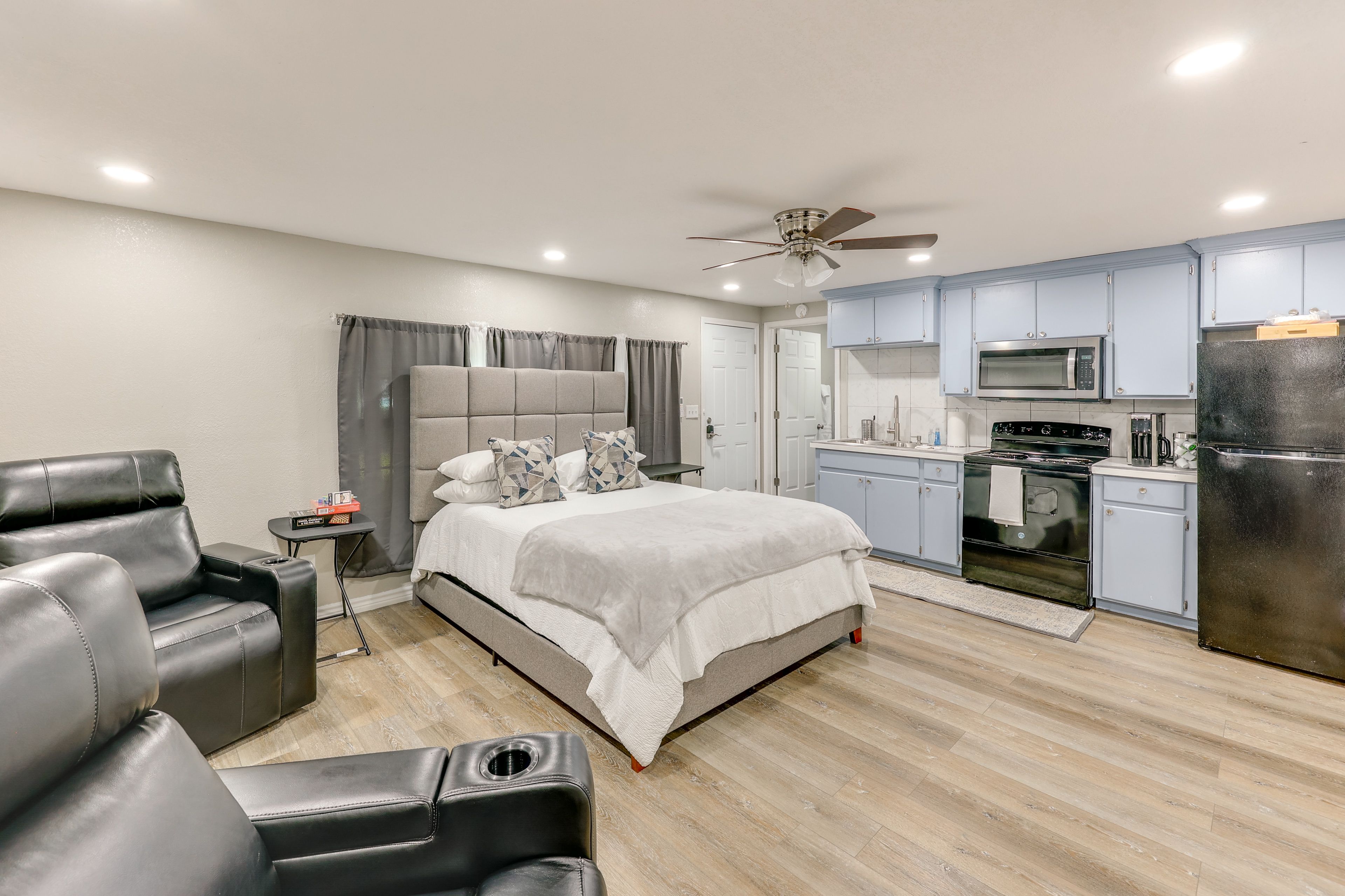 New Boston Vacation Rental | Studio | 1BA | 2 Steps Required | 400 Sq Ft